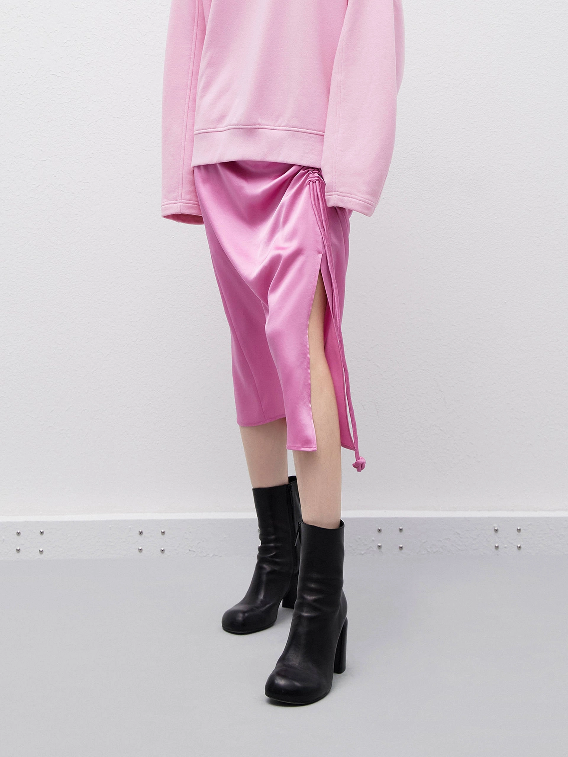 Ruching Details All Day Fit Draped Triacetate Blend Skirt