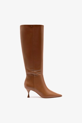 Rugged Built Mountain Climber Georgia Boot In Caramel Leather