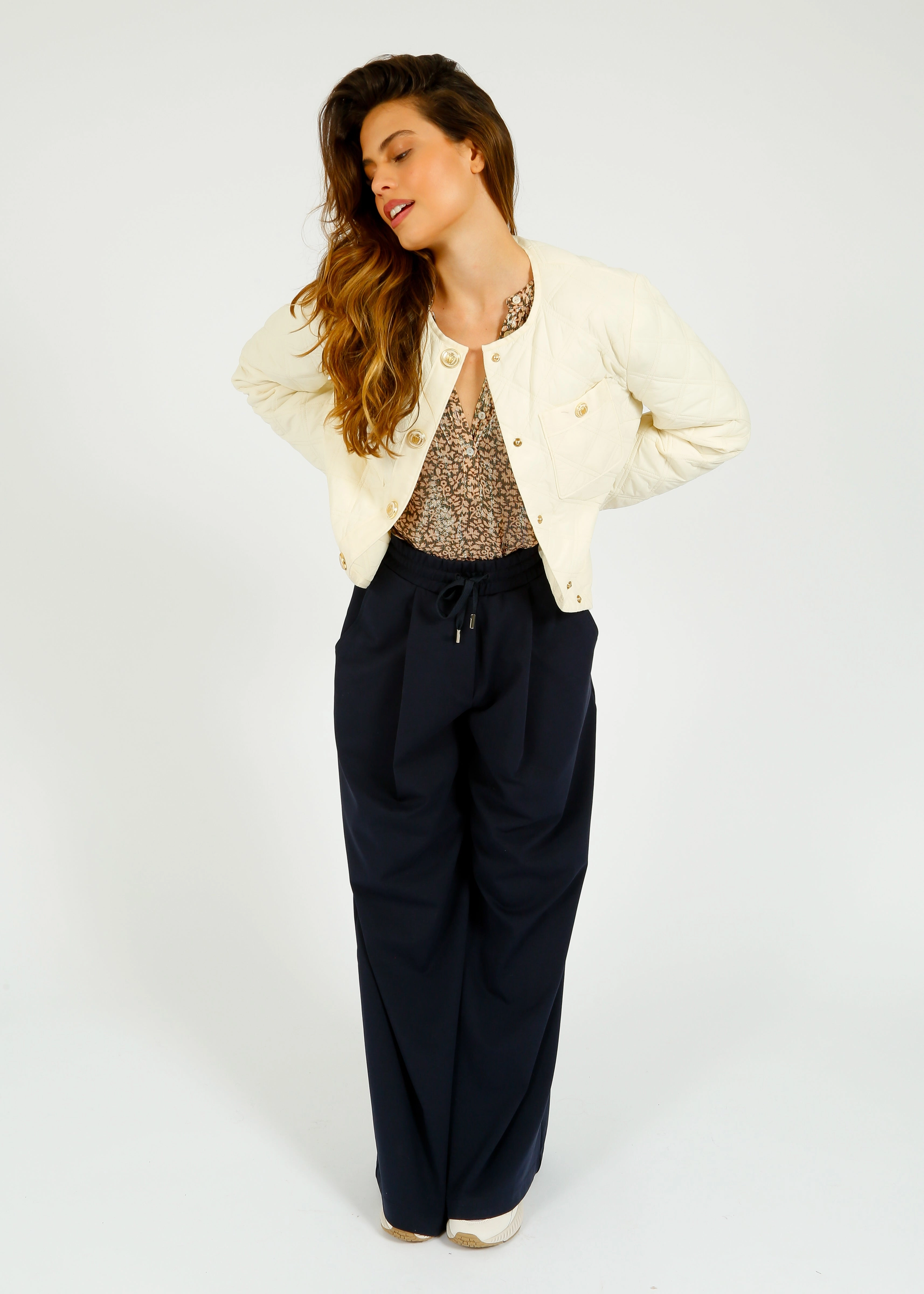Neutral Tone VB Shalia Jacket in Ivory