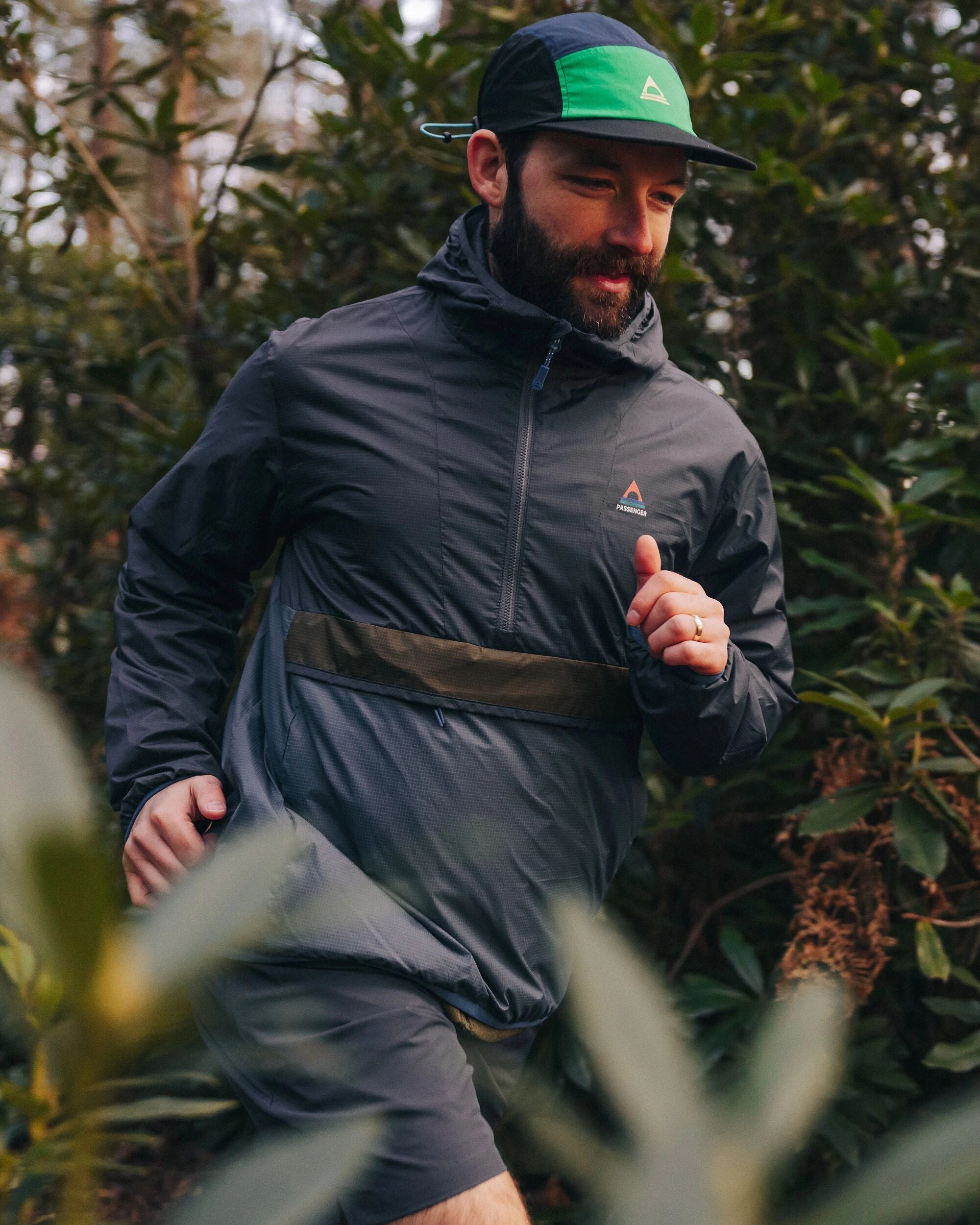 Gusto Recycled Windshell Anorak - Charcoal/Storm Grey Anti Pilling Texture