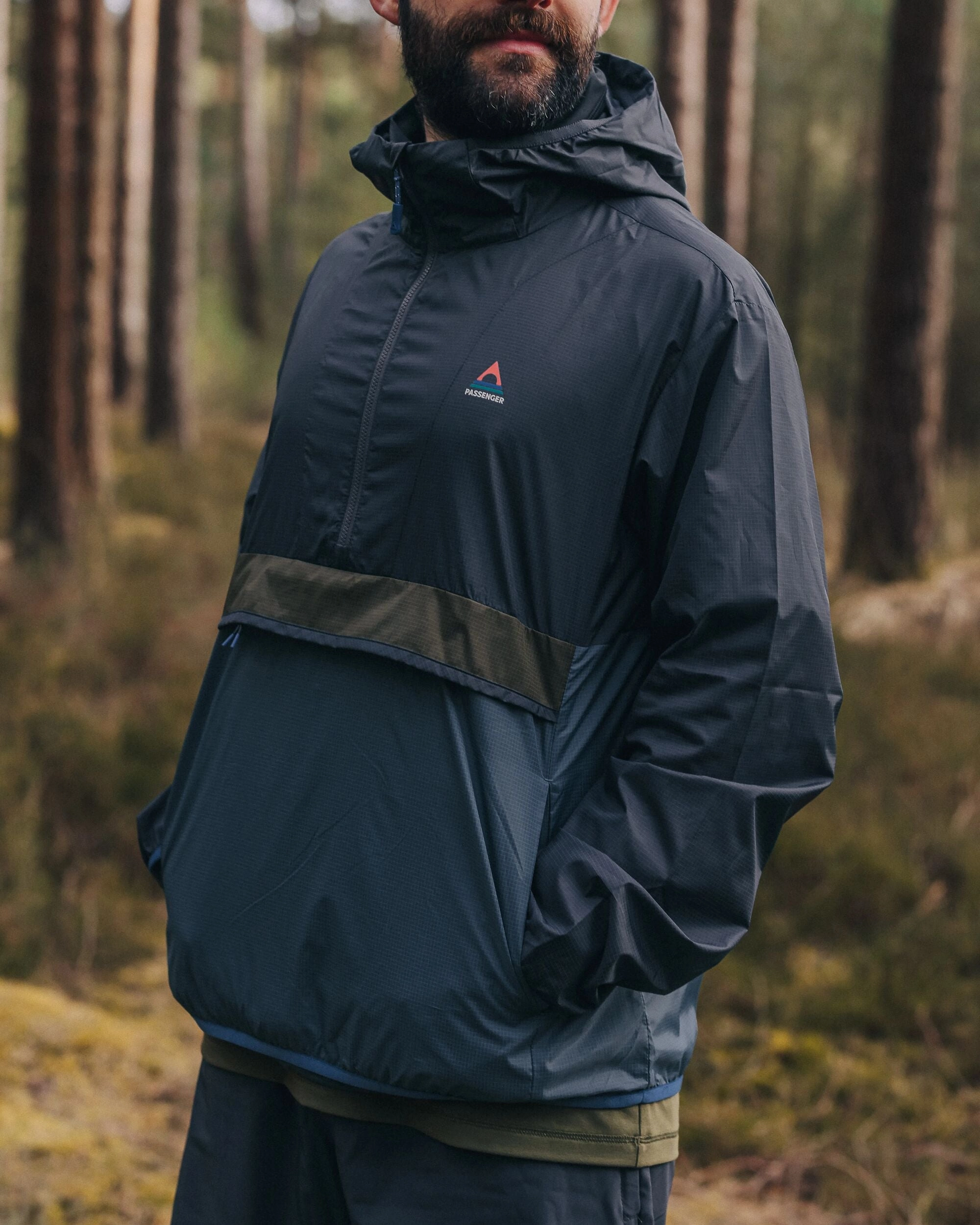 Insulated Design Flexible Cuffs Gusto Recycled Windshell Anorak - Charcoal/Storm Grey