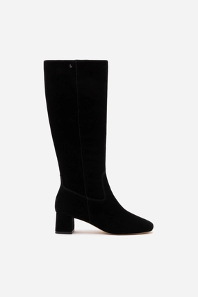 Grippy Outsole Snowy Path Wide Sole Edie Boot In Black Suede