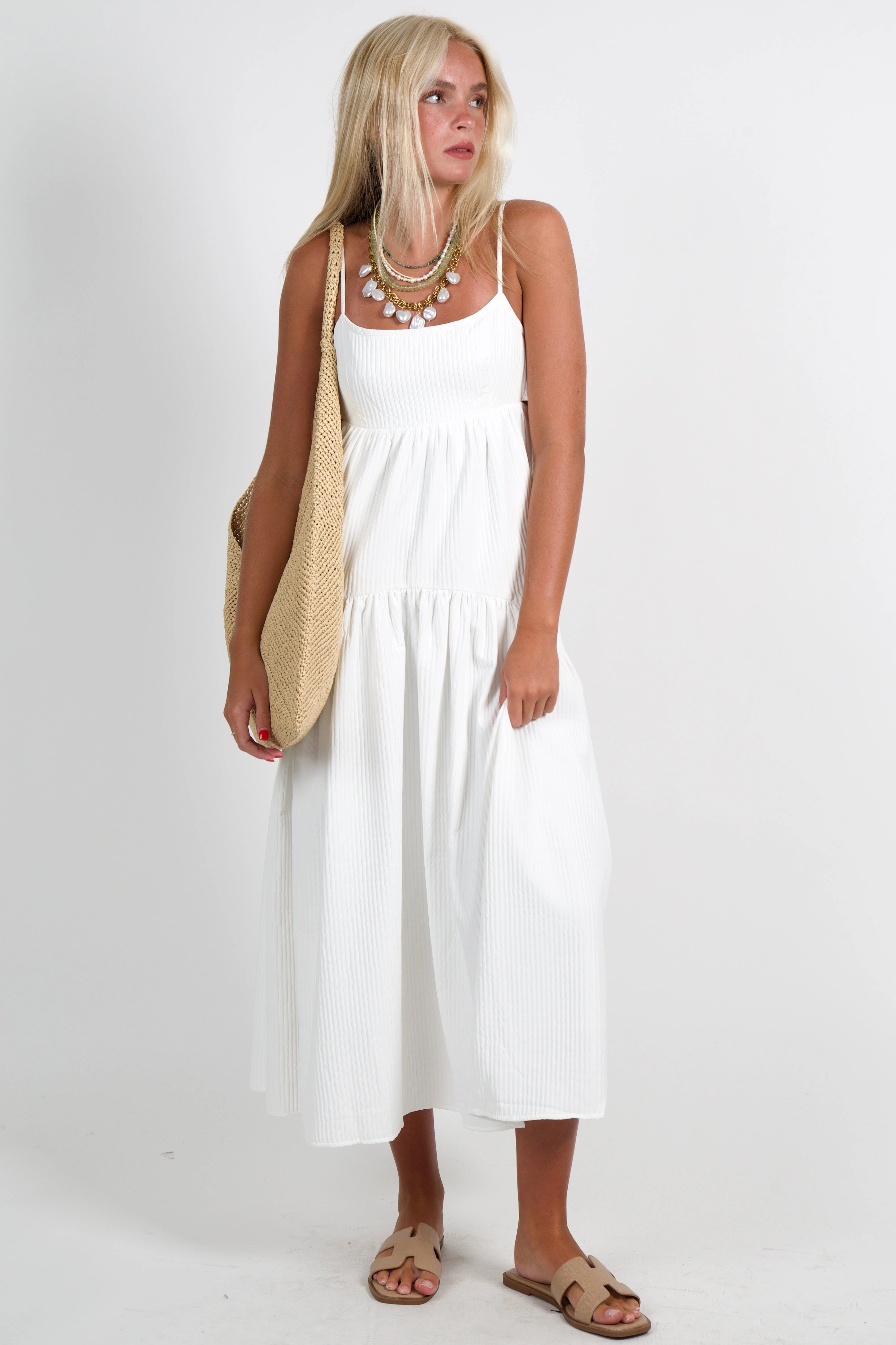 ENDLESS ROSE | Seaside Maxi Dress - White Romantic Hour Modern Design