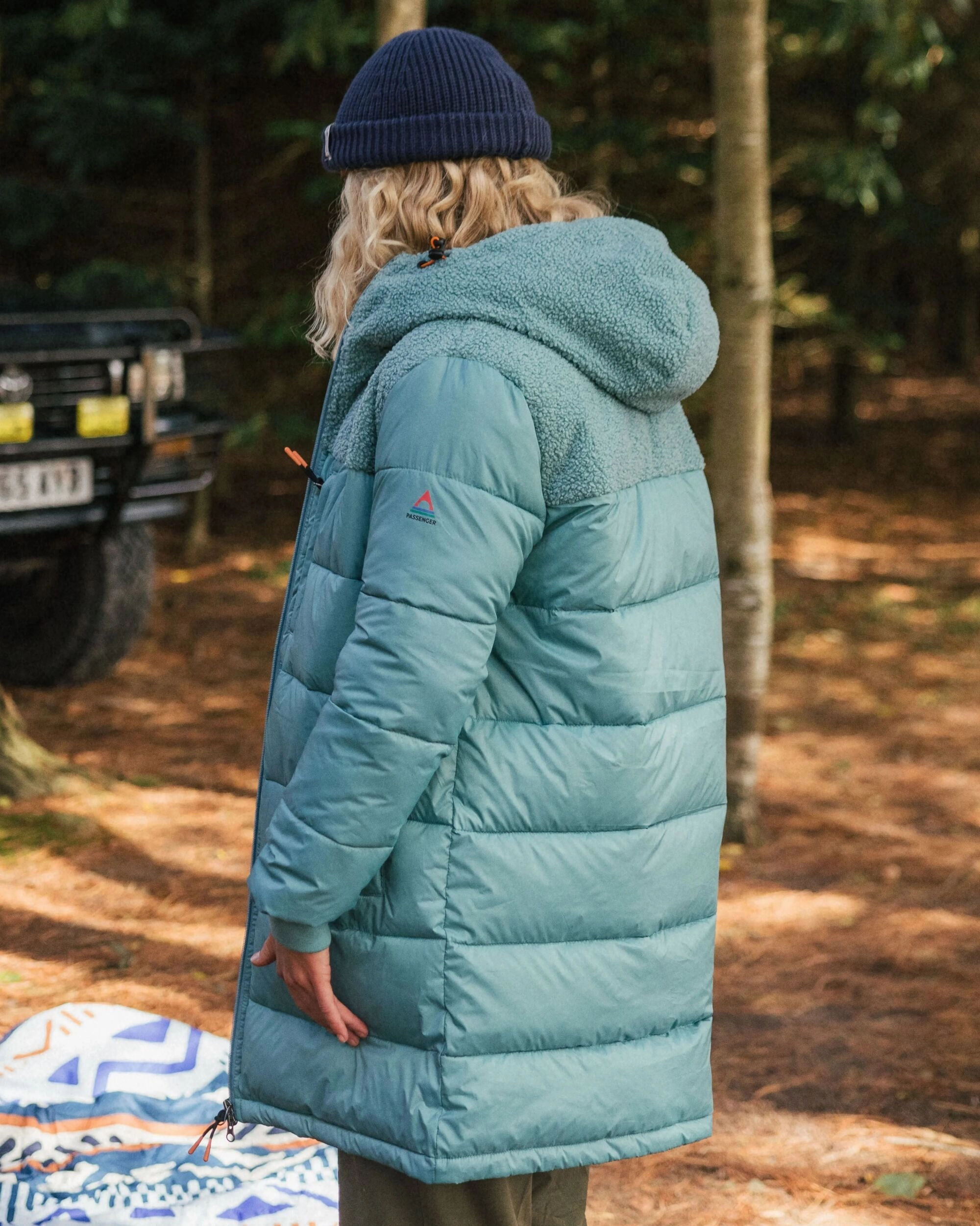Spring Layer Seamless Knit Cuffs Elowen Hooded Recycled Insulated Jacket - Arctic