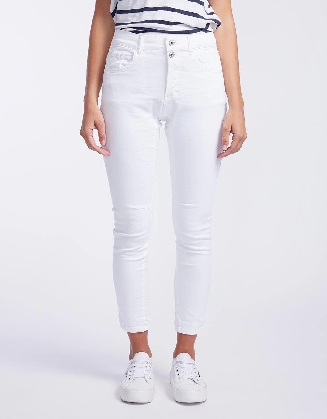 Modern Minimalist Creative Look Natural Fit Emma Stretch Jean - White