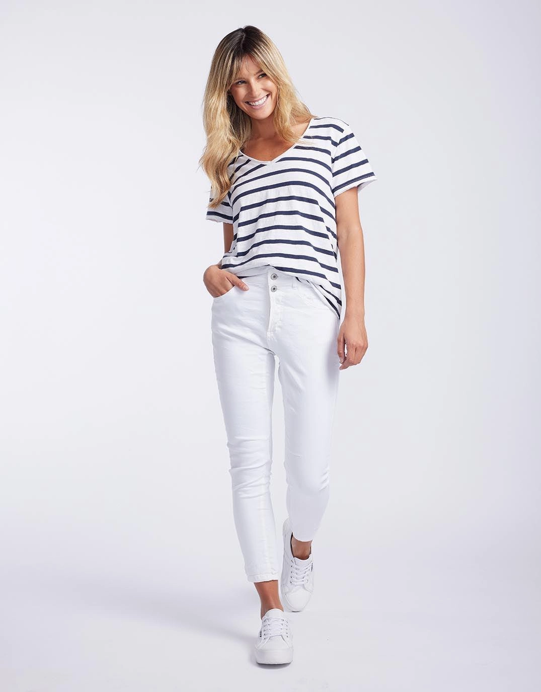 Morning Stroll Streetwear Fan Sandblasted Finish Emma Stretch Jean - White