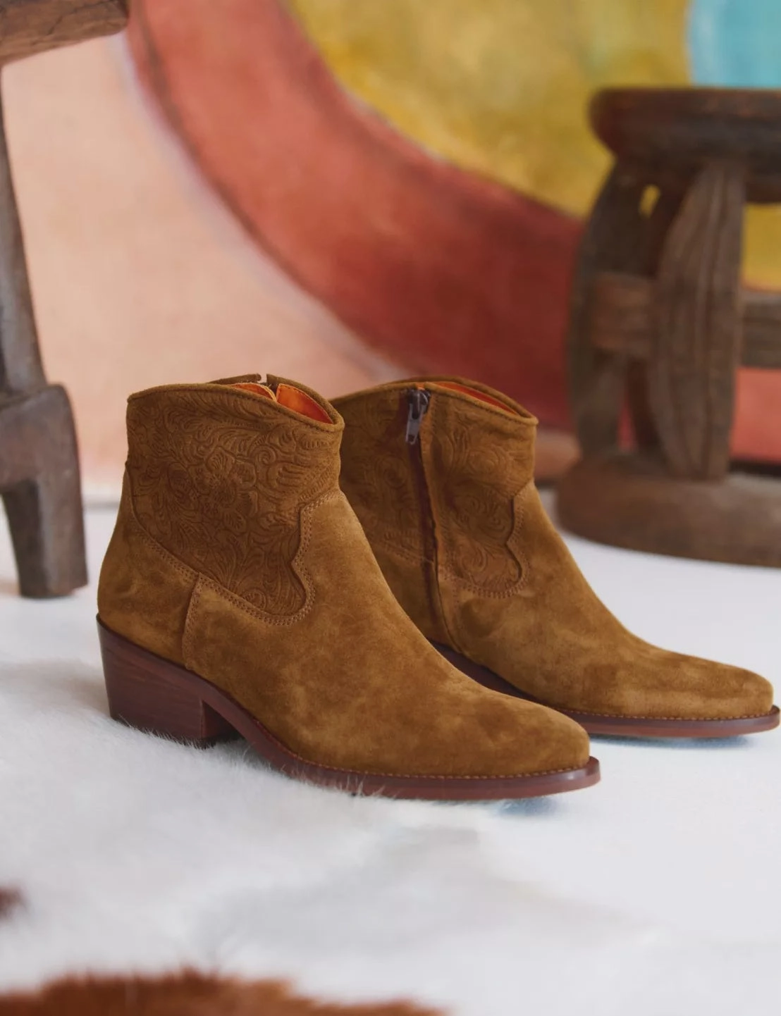 Penelope Chilvers Cassidy Cordoban Suede Boot in Peat Natural Fit High Traction Trail Runner