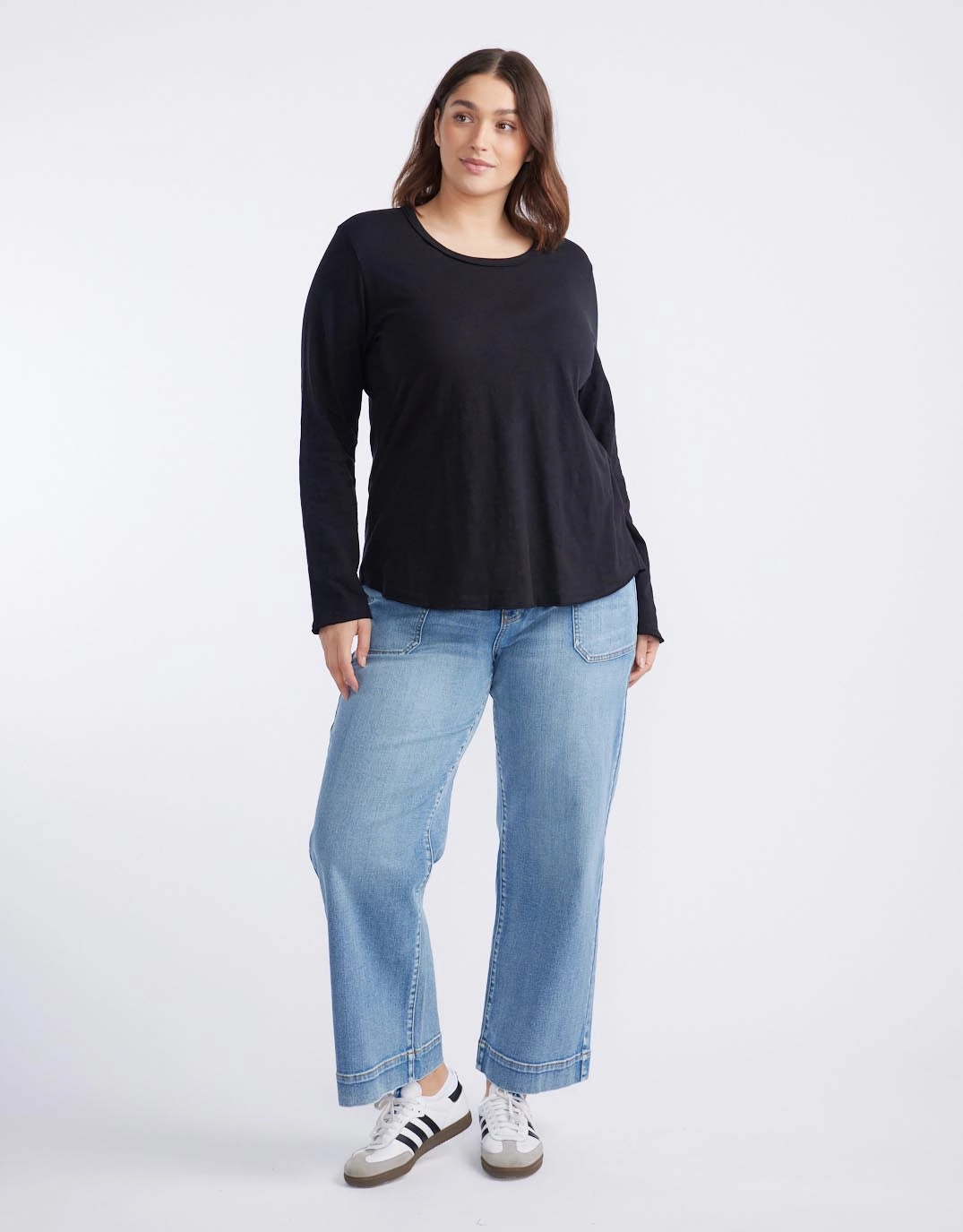 Essential Scoop Hem Long Sleeve T-shirt - Black Oversized Fit Contrast Inner Binding