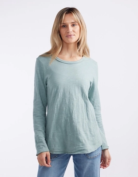 Fade Resistant Coating Timeless Layering Essential Scoop Hem Long Sleeve T-shirt - Sage