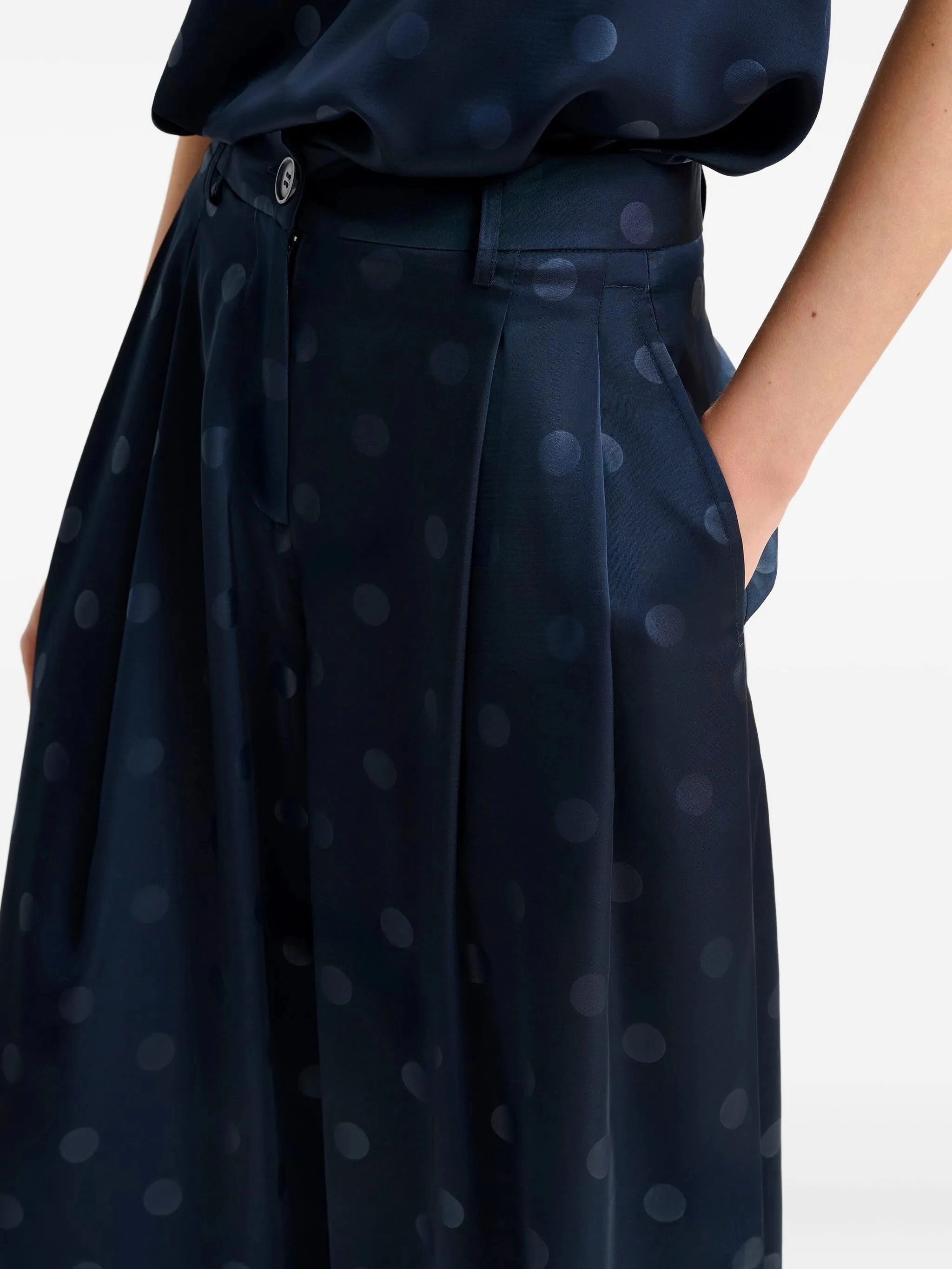 Stretchy Waist Essentiel Antwerp Ipants in Navy