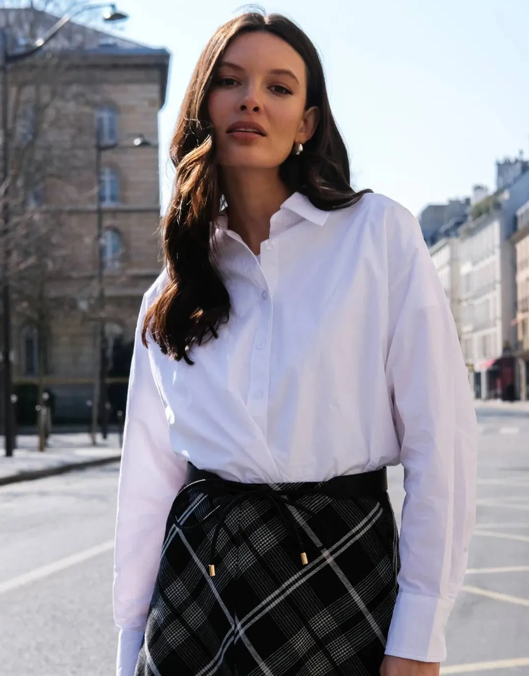 garden party Versatile Look Estelle Poplin Shirt - White