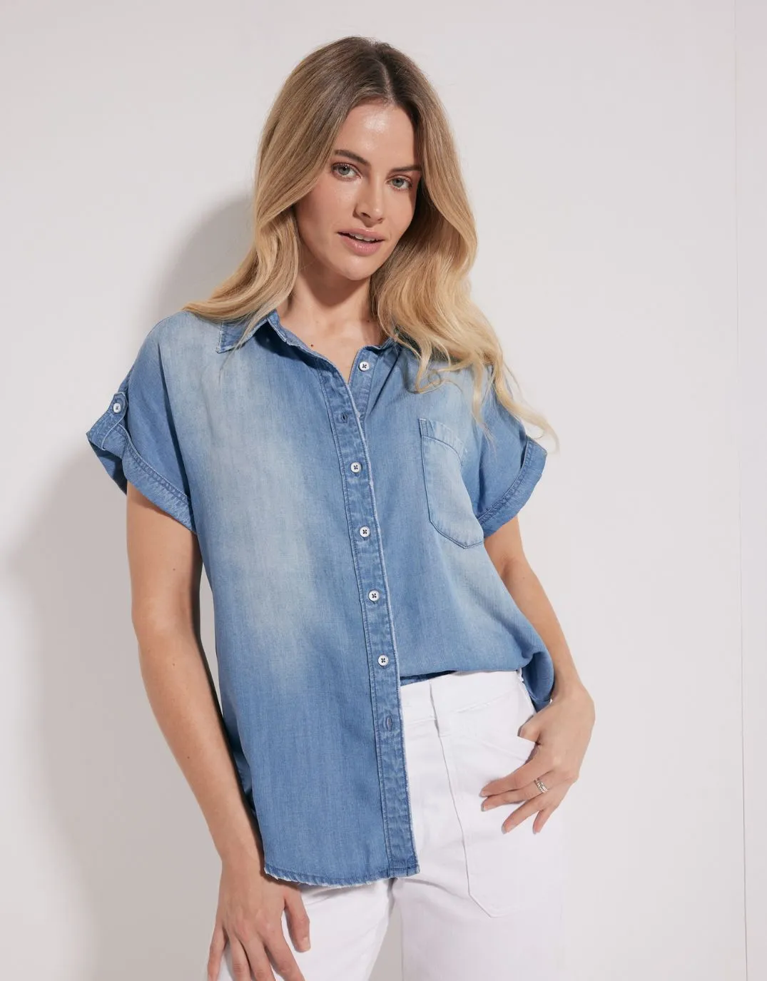 Reinforced Shoulders UV Protective Coating Amber Vintage Denim Short Sleeve Shirt - Chambray