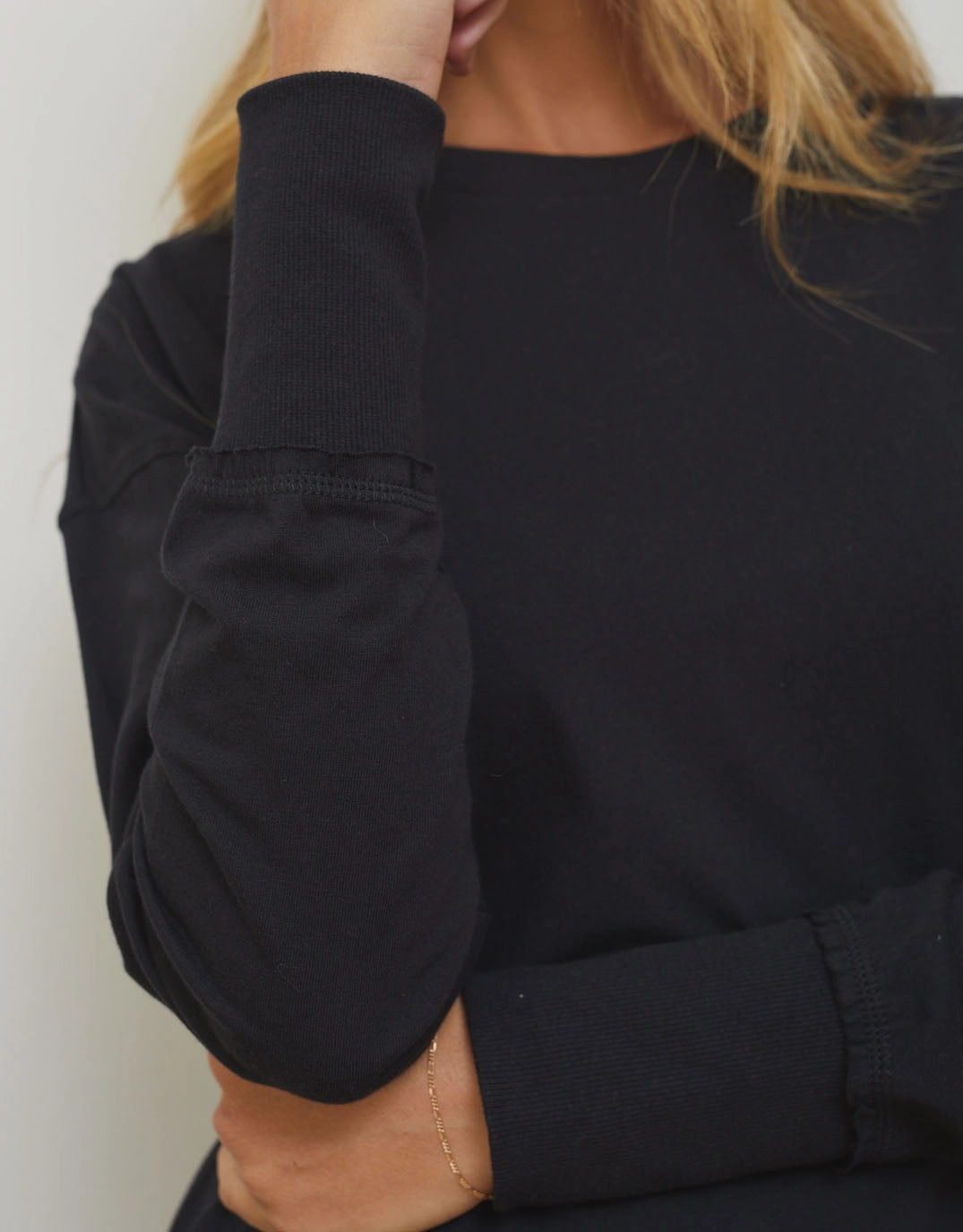 Farrah Long Sleeve - Black Lightweight Material