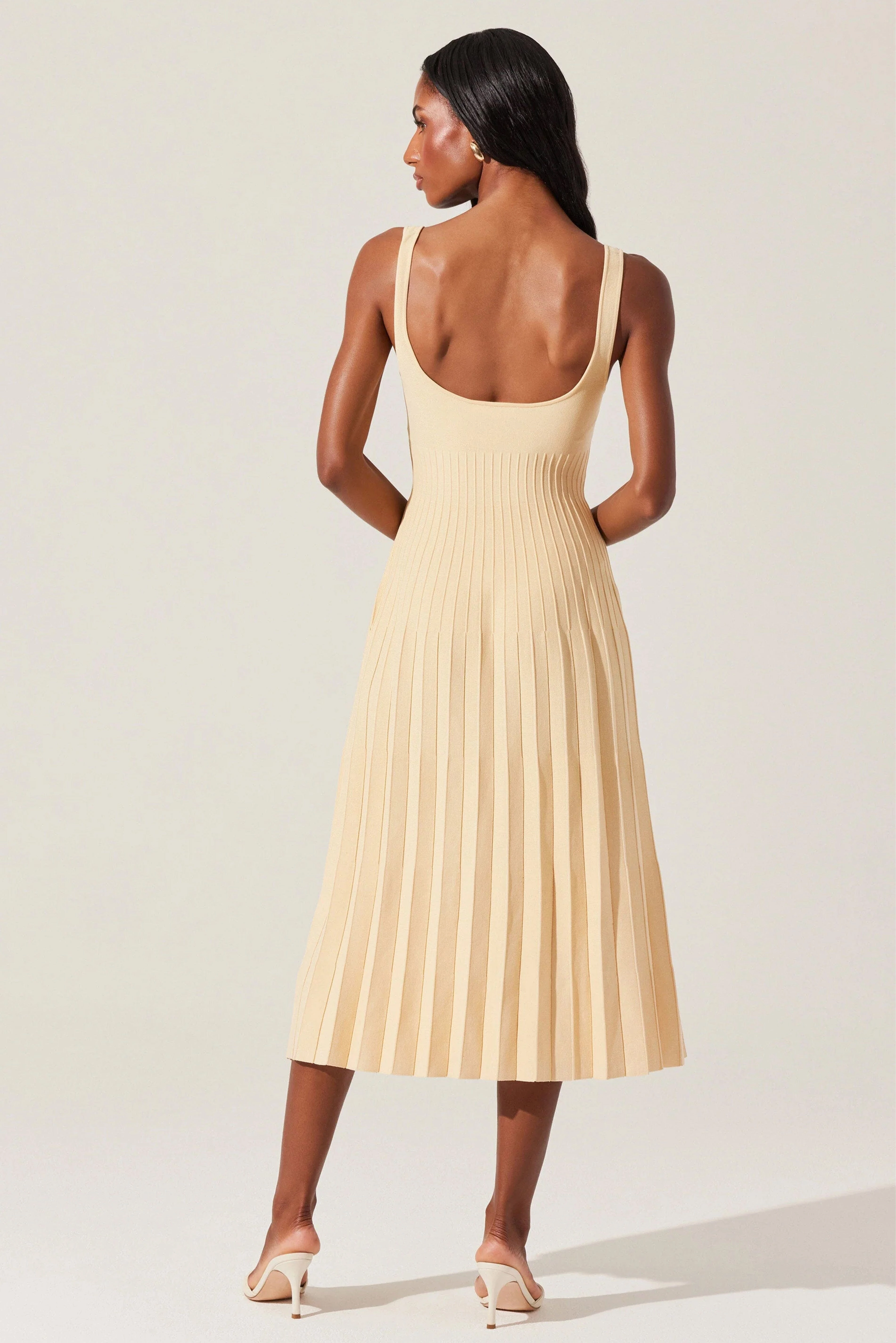 ASTR | Aylin Sweater Dress - Yellow Walk Easy