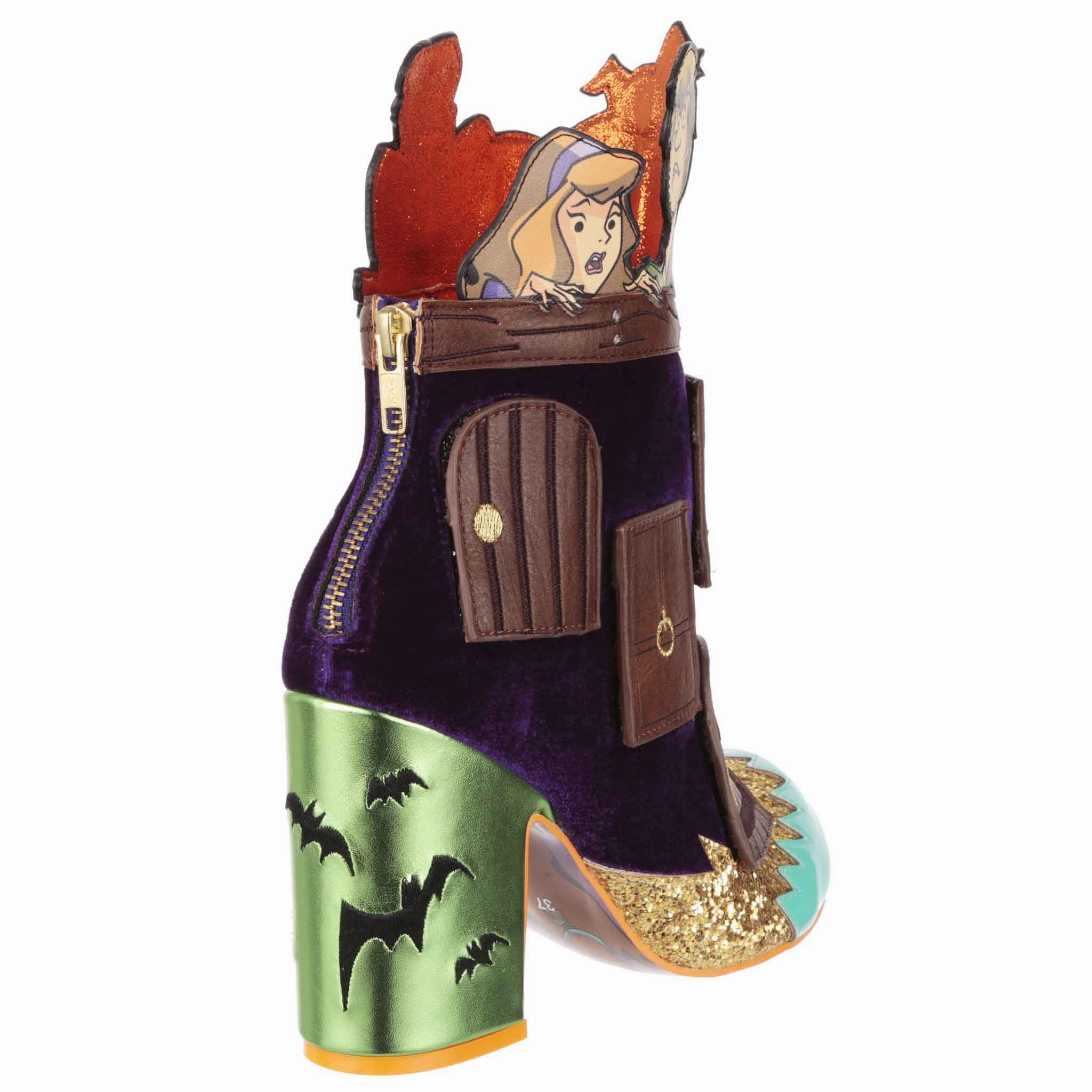 Insulated Mountain Hike Hyperlock Heel Support Creepy Corridor