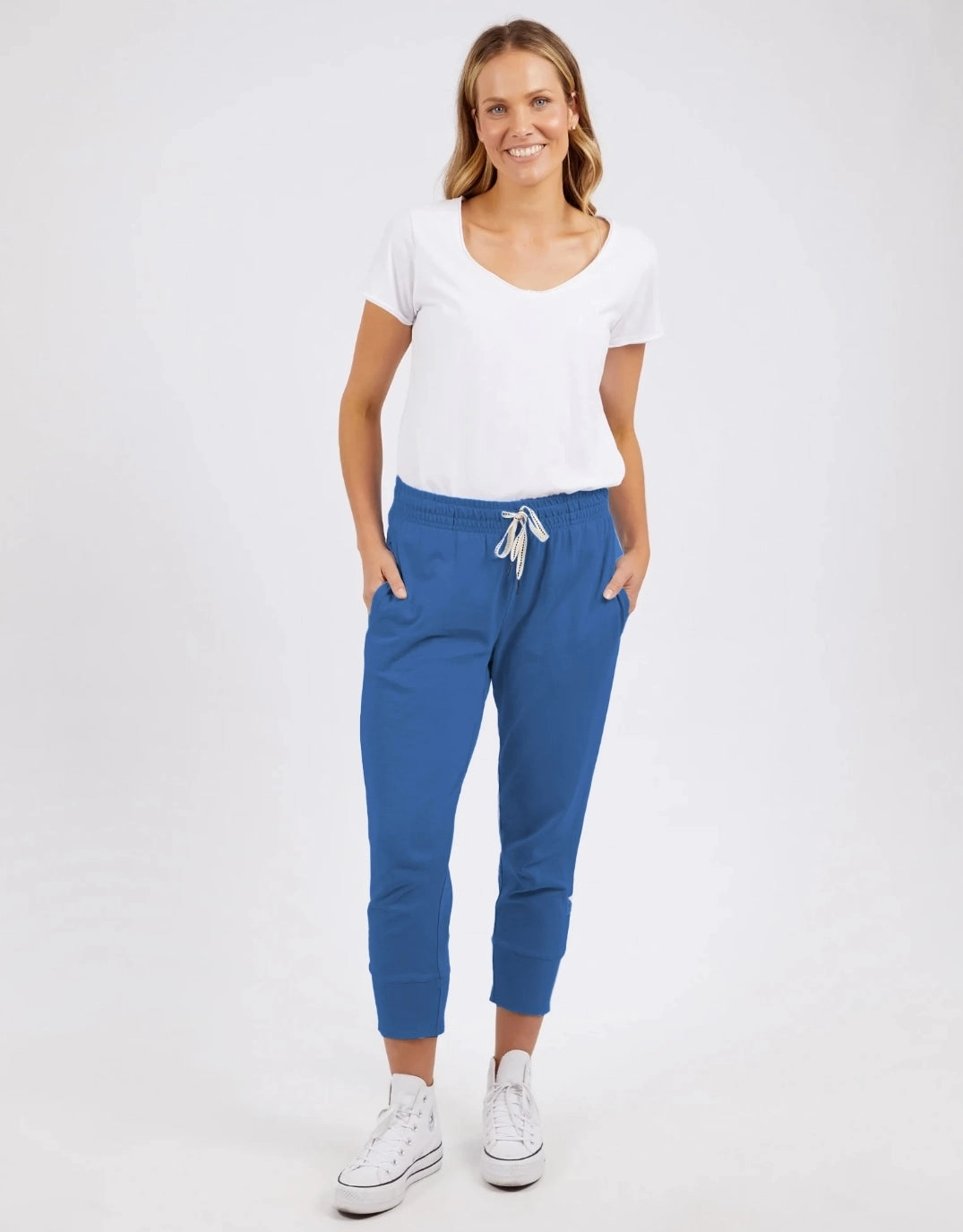 Multi Pocket Design Light wash 3/4 Brunch Pants - French Blue