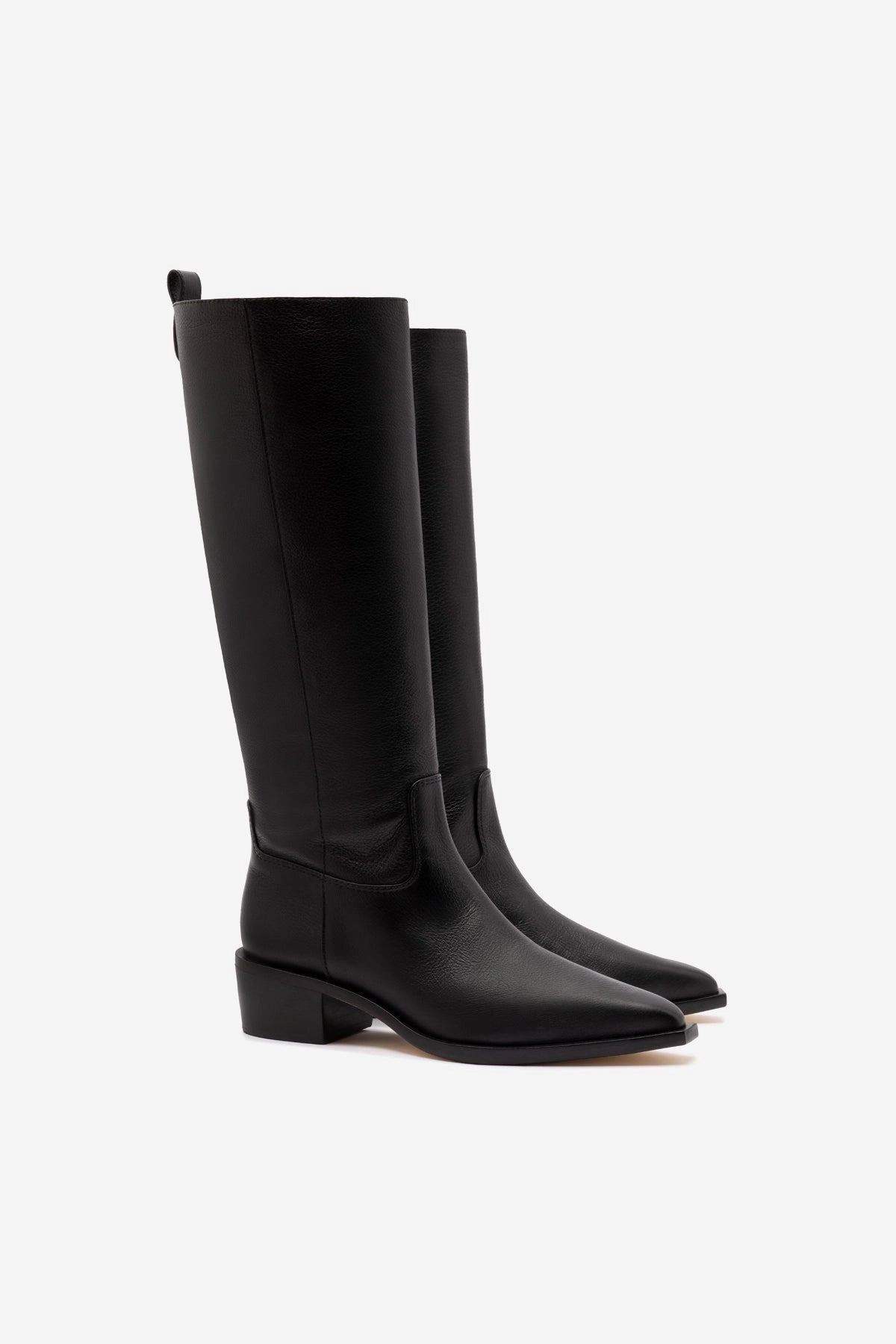 Comfortable compression Essential Piece Florencia Boot In Black Leather