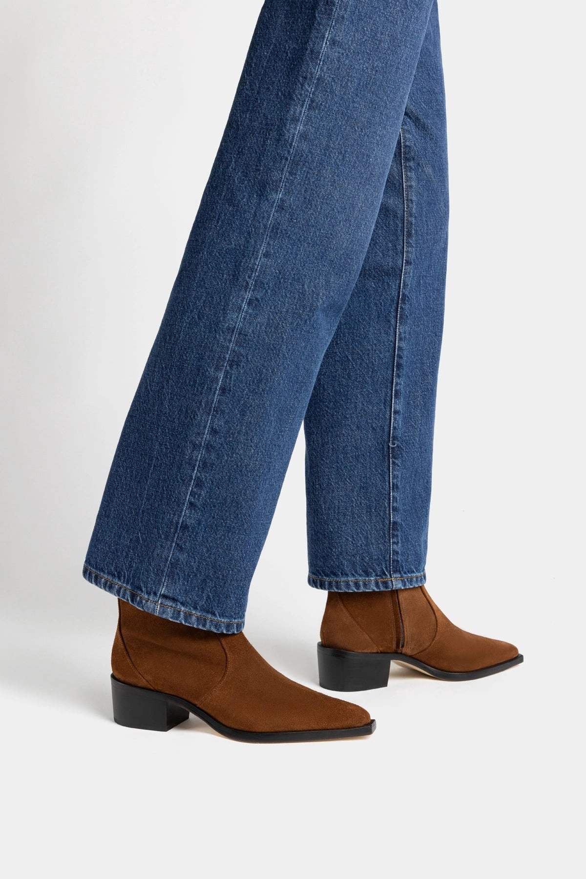 Padded Interior Night Travel Breathable Uppers Florencia Low Boot In Burnt Umber Suede