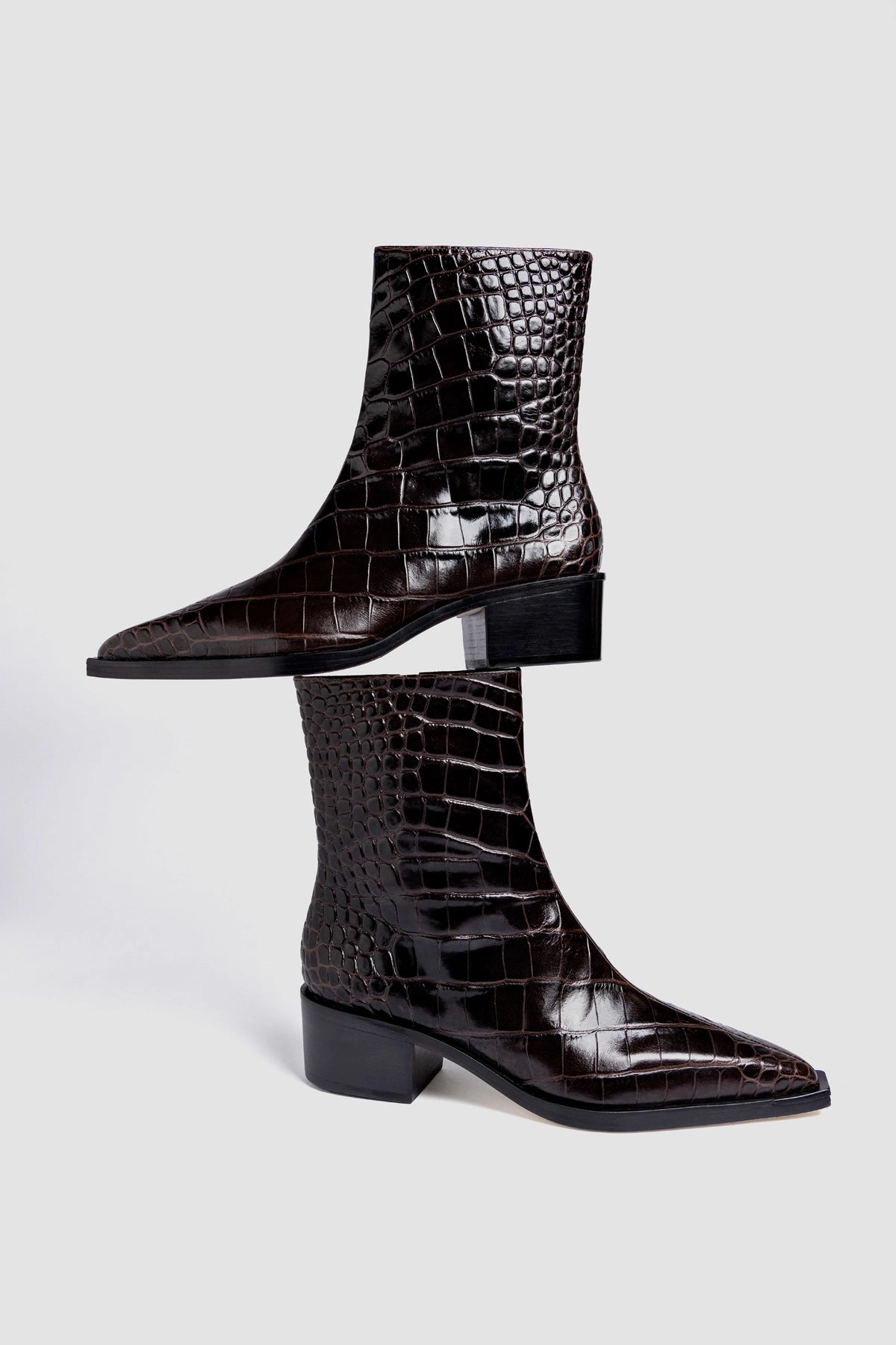 Thermal Core Rough Trail Hiker Rapid Lacing System Florencia Low Boot In Croco Brown Leather