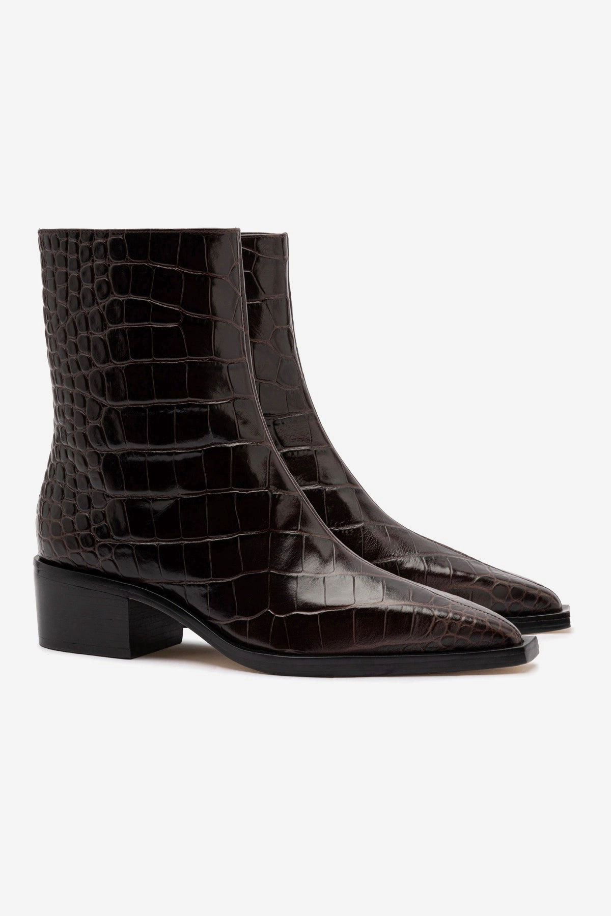 Florencia Low Boot In Croco Brown Leather Multi directional traction