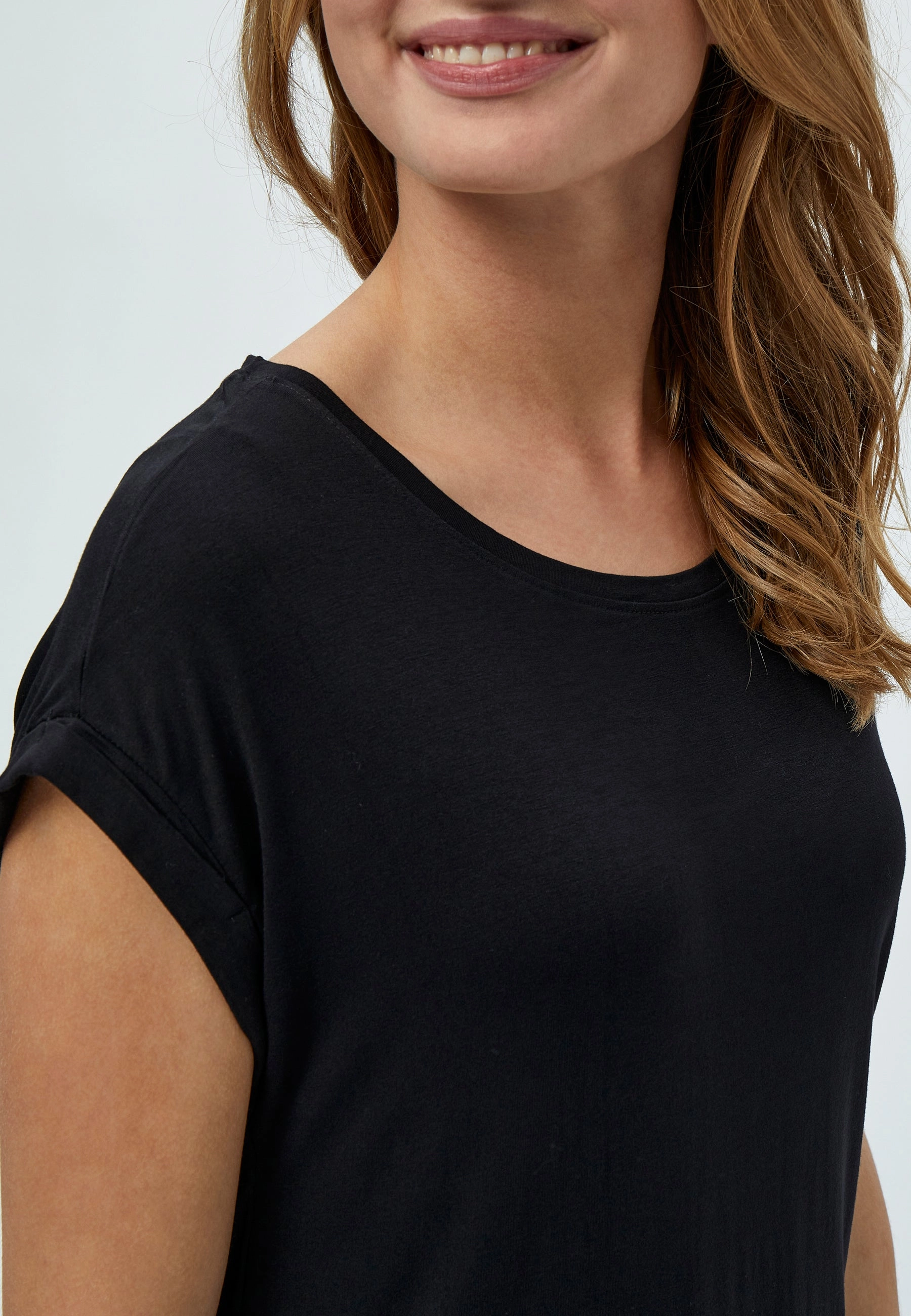 PC6071 Rosalinda T-Shirt - Black FoldableFeature TactileWeave