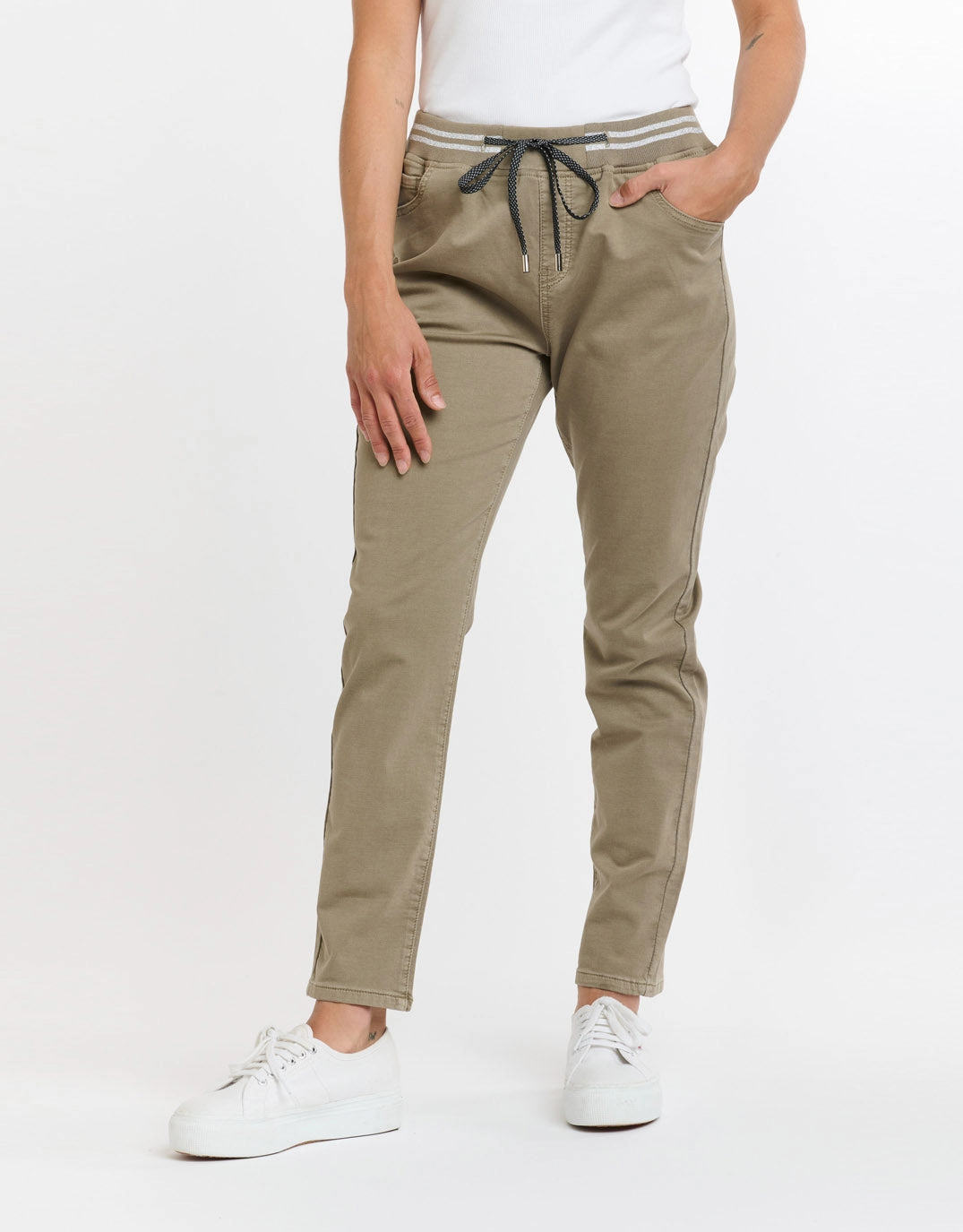 Utility Pockets Smooth Texture Tommy Jeans - Elk