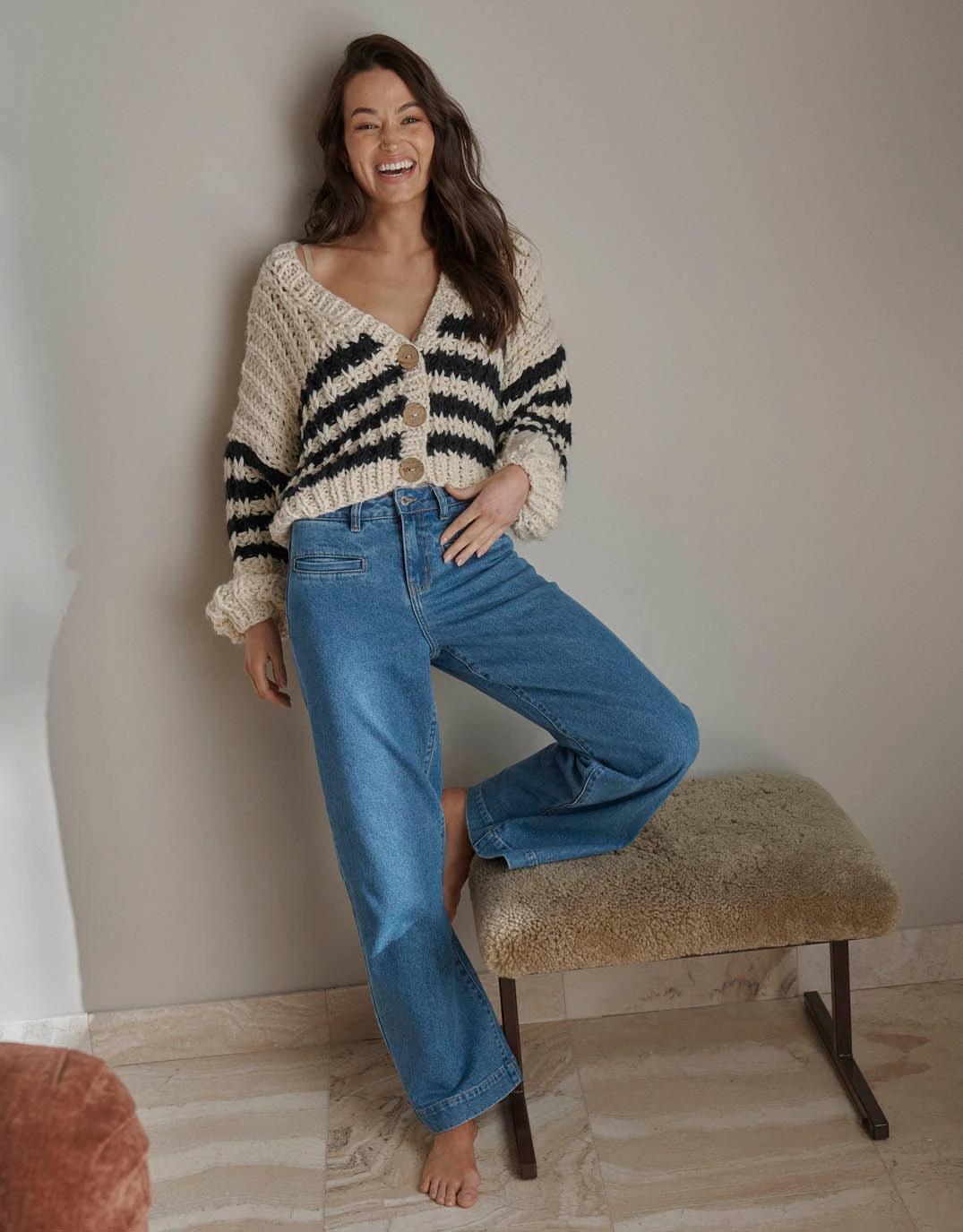 Curved Seam Construction Freya Jeans - 90's Blue