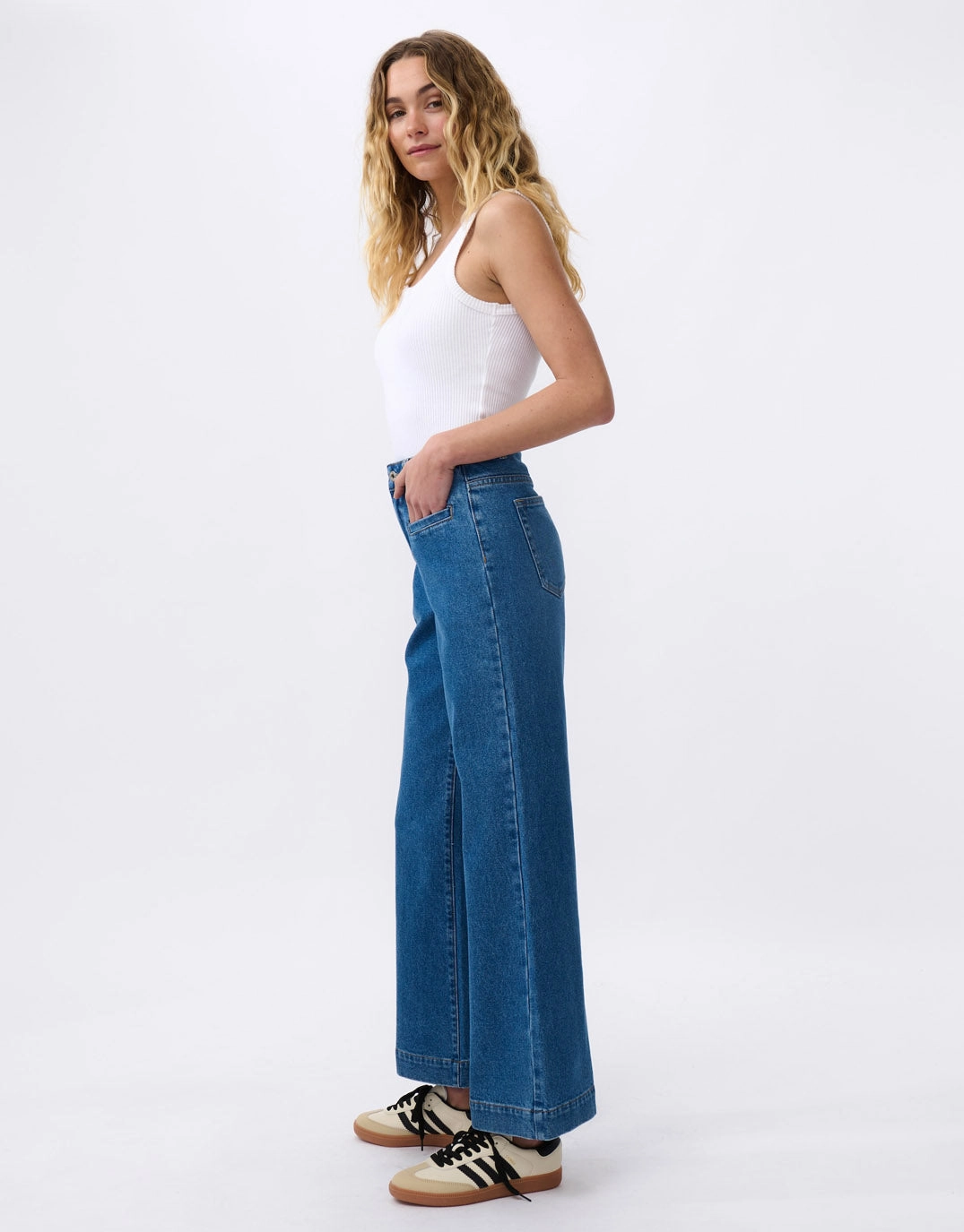 Casual Friday Elegant Casual Base Wear Freya Jeans - 90's Blue