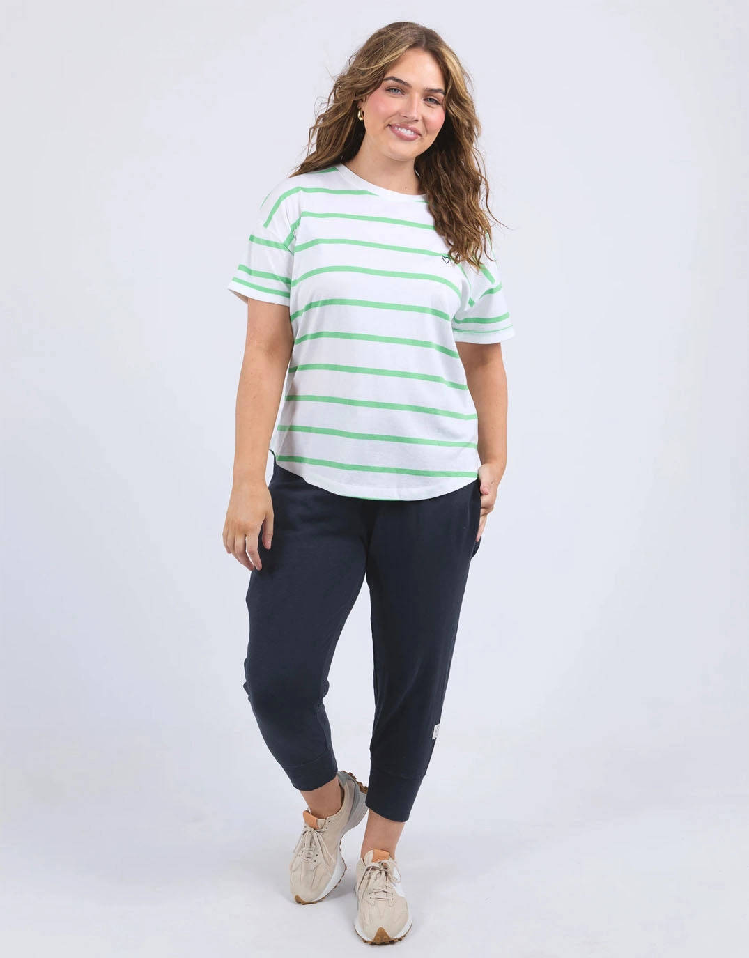 Sports Outfit Trendy Vibe Halli Tee - White/Spring Green Stripe