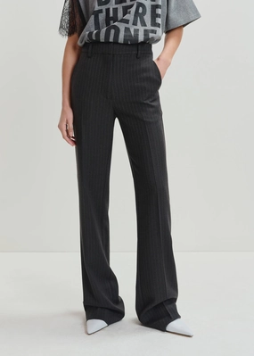 Chic Look Essentiel Antwerp Invade Fitted Flared Pants in Shadow