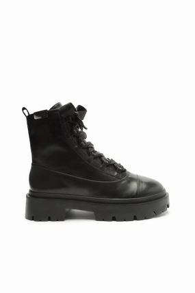 SCHUTZ | The Kaile Boot - Black Comfortable Touch