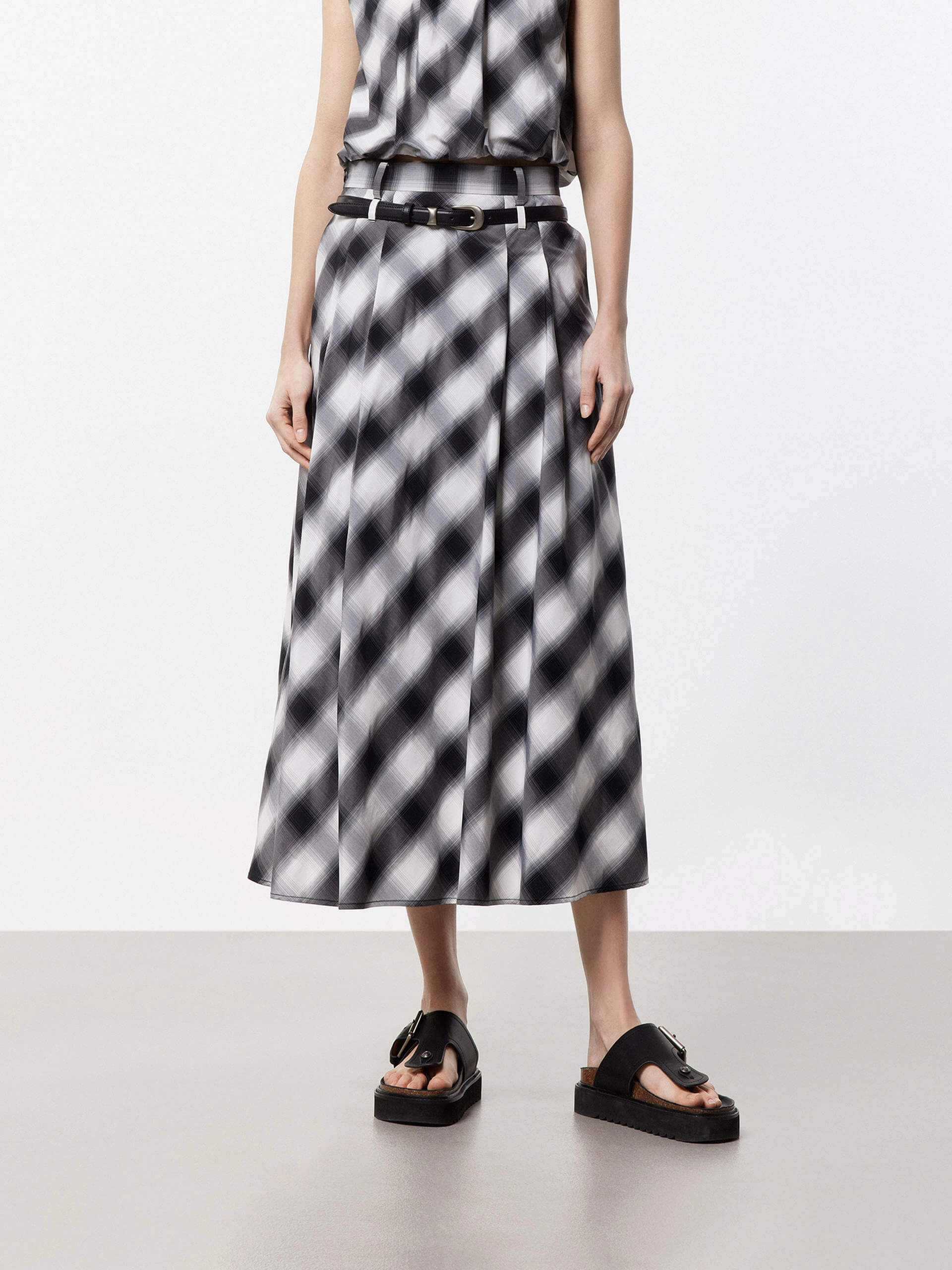 Pocket Design Include Belt Plaid Skirt