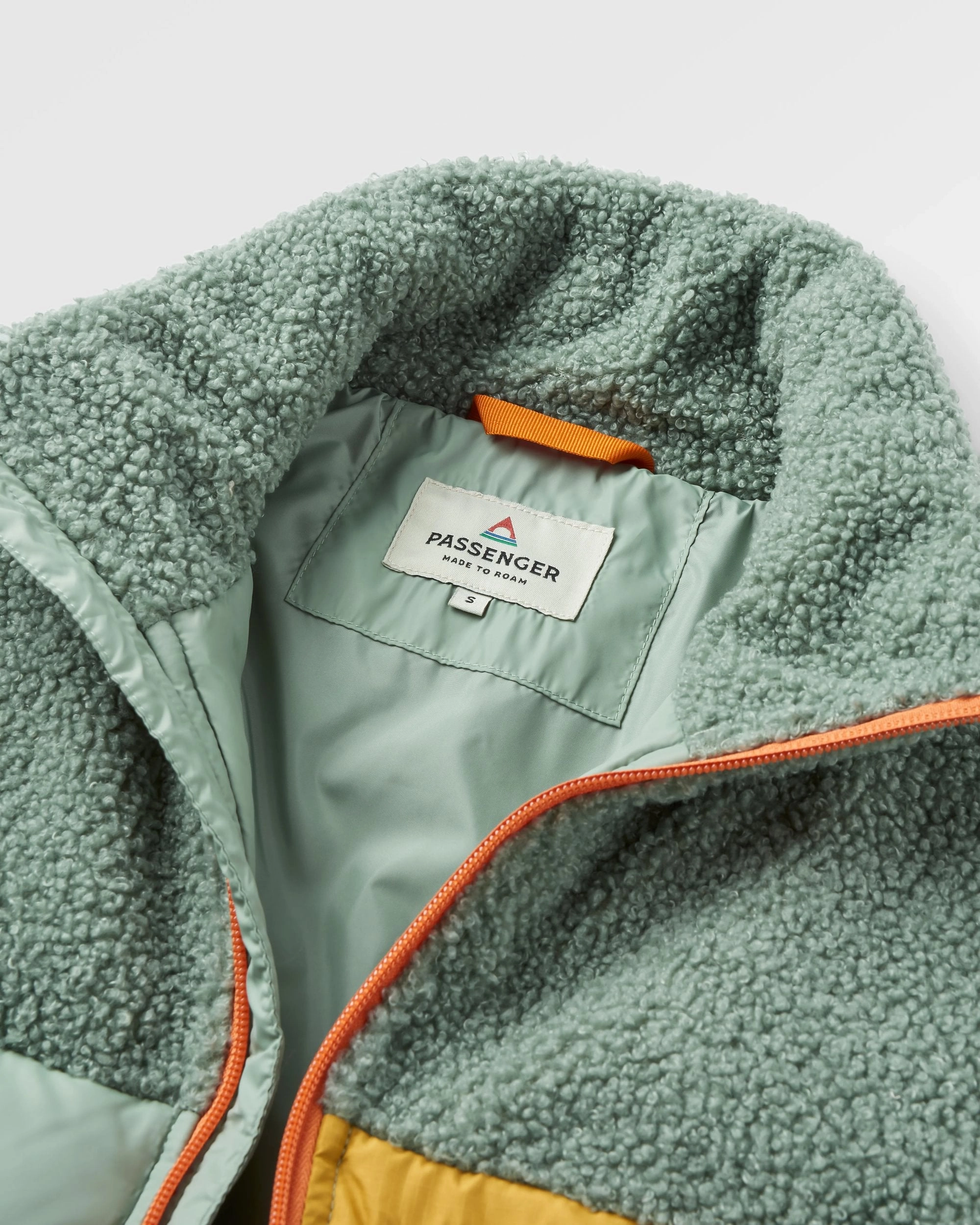 Light Travel Piece Inspire Recycled Insulated Jacket - Pistachio