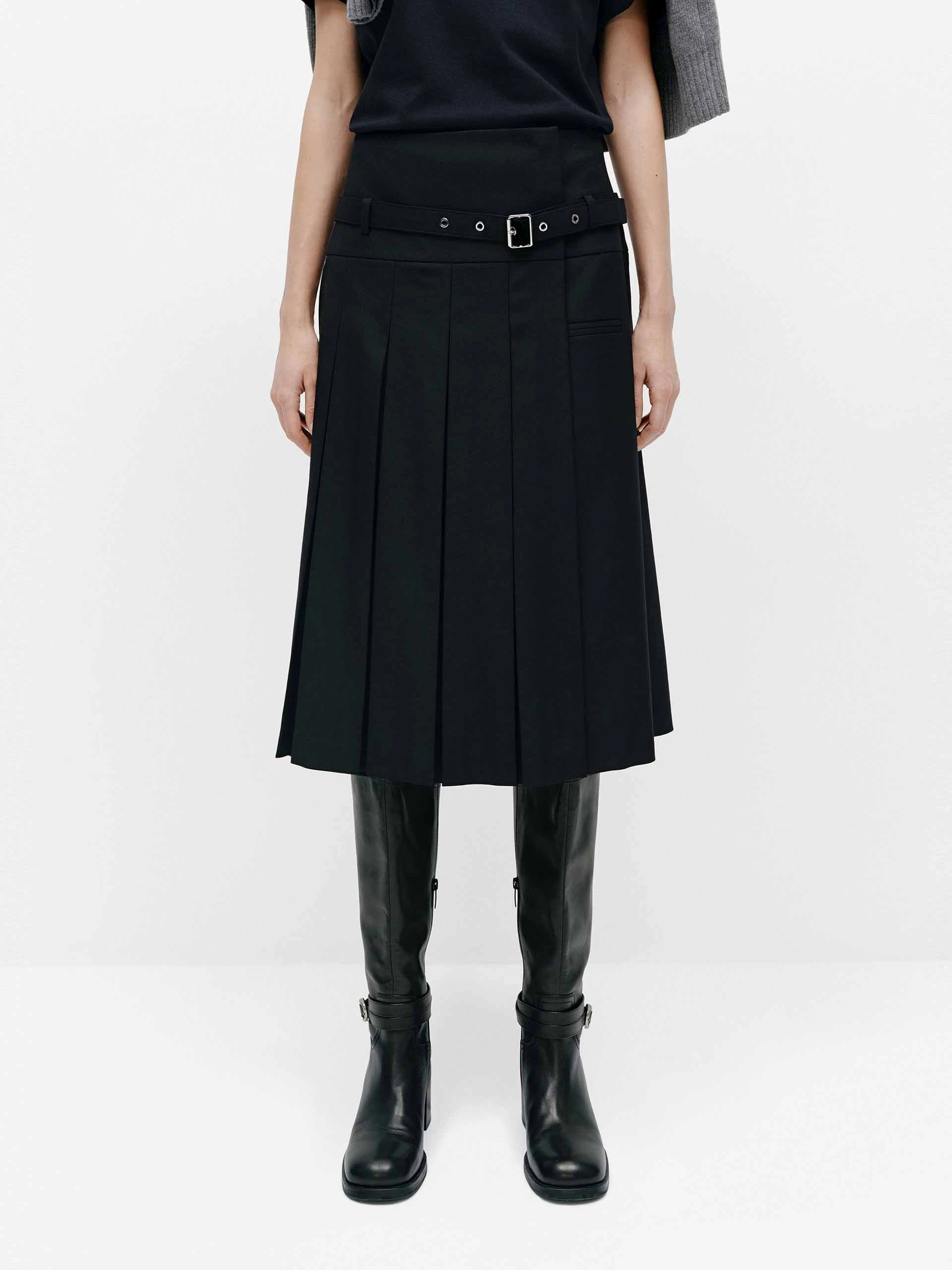 Irregular Hem Pleated Skirt Subtle Details