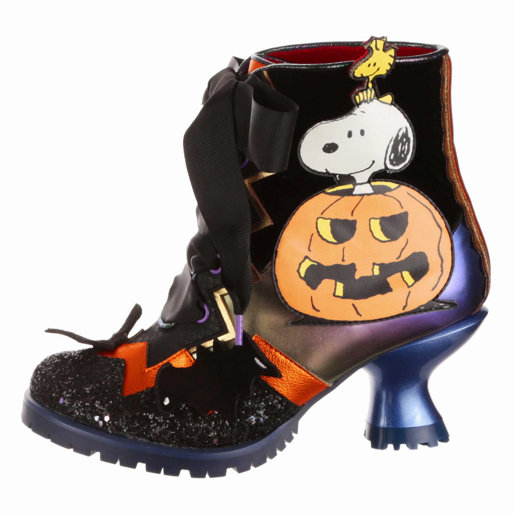 Lace-Up Design Padded Collar Support It's The Great Pumpkin
