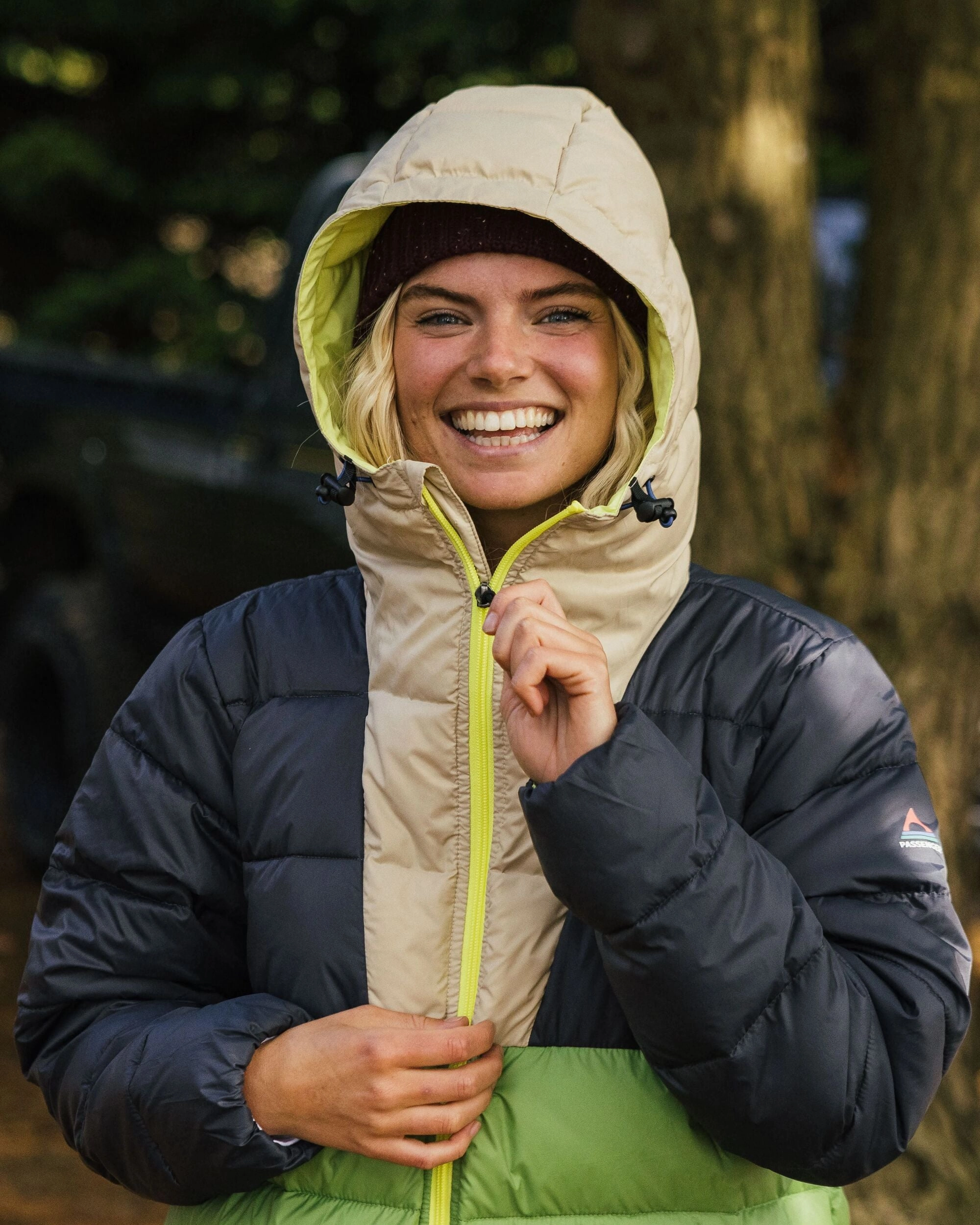 Travel Light Fit Kai Recycled Insulated Jacket - Charcoal