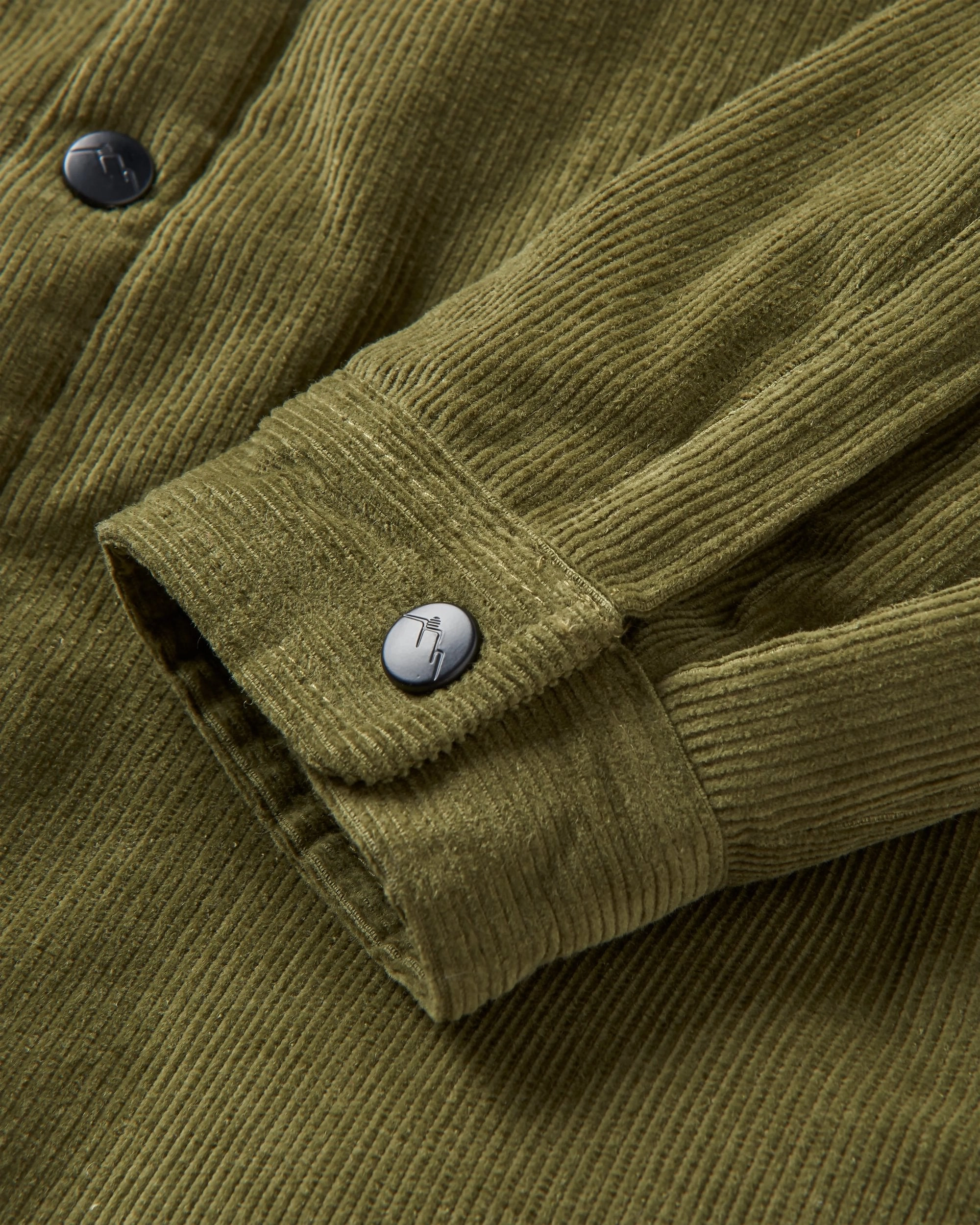 Kodiak Sherpa Lined Cord Overshirt - Khaki TemperatureRegulating Tech