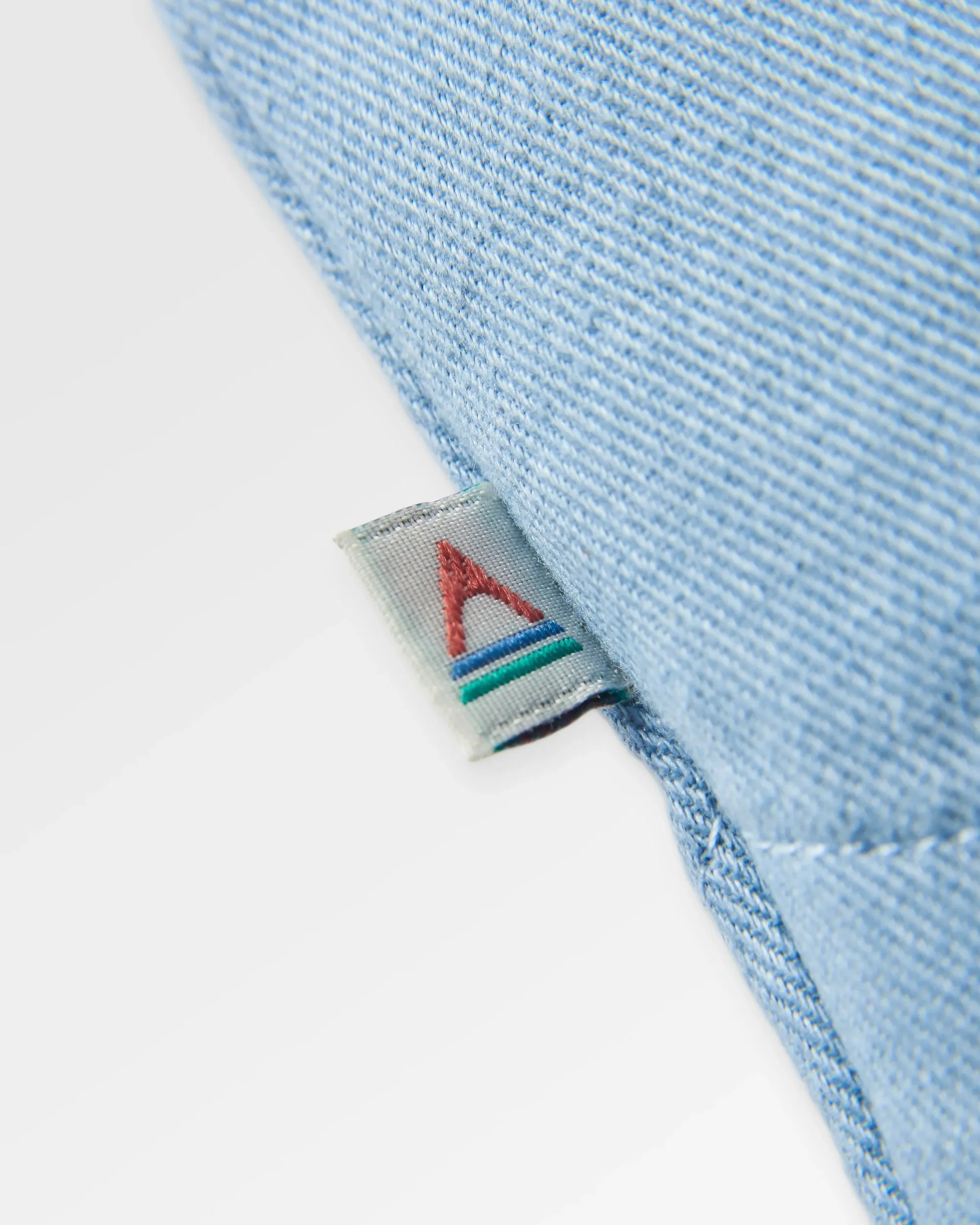 Stella Organic Cotton LS Shirt - Faded Denim Business casual Versatile Styling