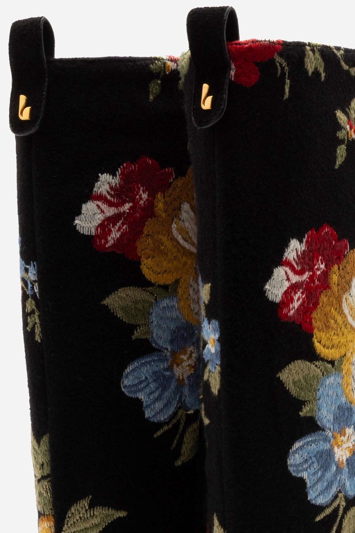Thick sole city commute Larroud?? x Markarian Florencia Boot In Floral Embroidery Black Fabric