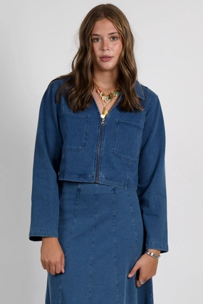 Light Reflective Zippers SUNDAYS | Lillie Top - Medium Wash Denim