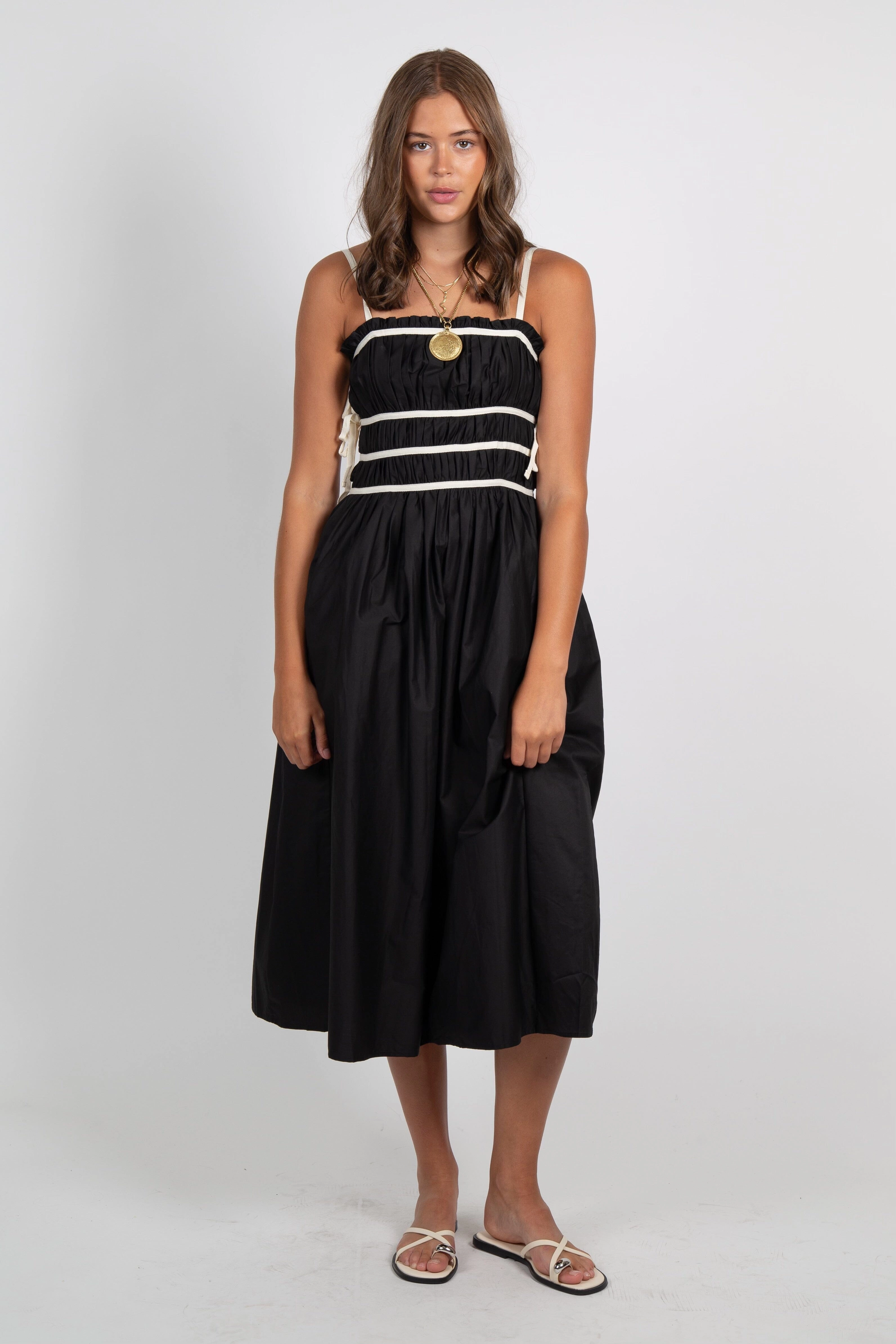Indoor Event Classic Look SOFIE THE LABEL | Lena Midi Dress - Black