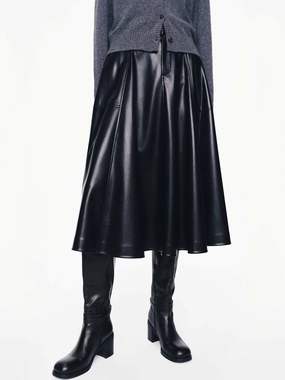 Fresh Detail Hand Stitched Leather A-line Skirt