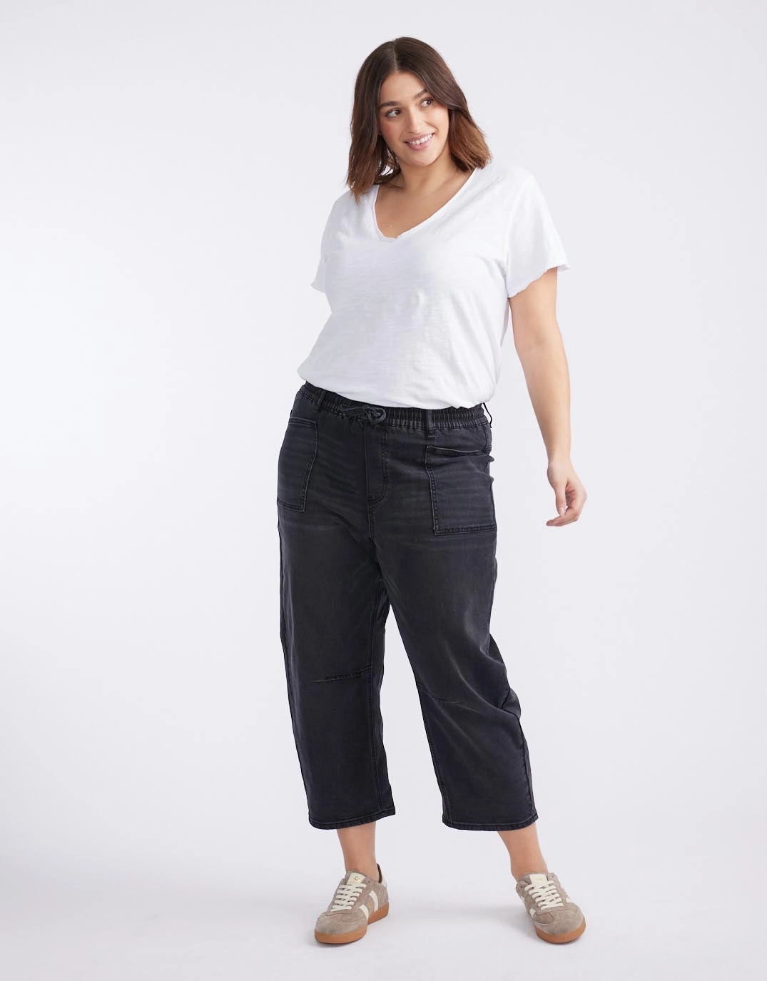 Unisex Wear Classic Professional Wear Leo Barrel Jeans - Black