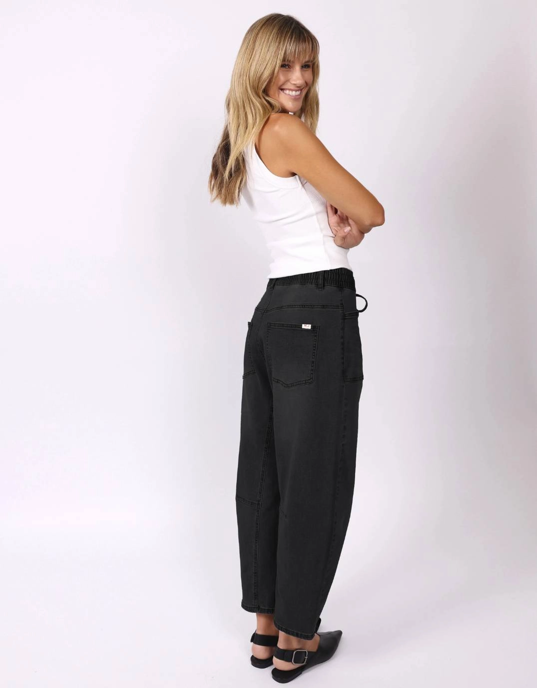 Foundation Wear Outdoor Fashion Leo Barrel Jeans - Black