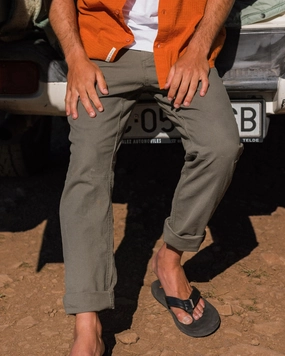 Horizon Comfort Chino - Dusty Olive Modern Layer