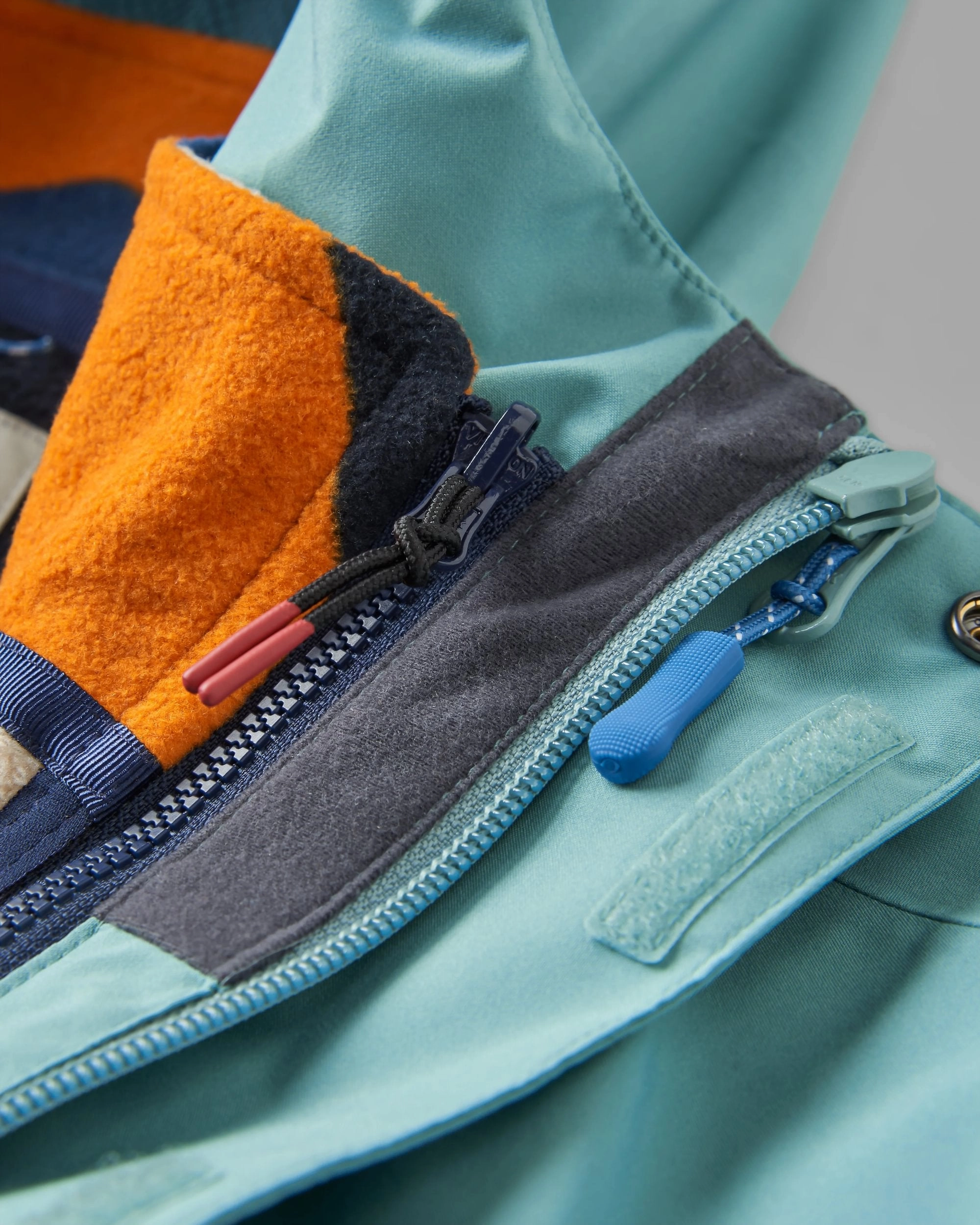 Adaptive Tension Bands Comfort Fit Graniteridge Recycled Waterproof 3 in 1 Jacket - Arctic