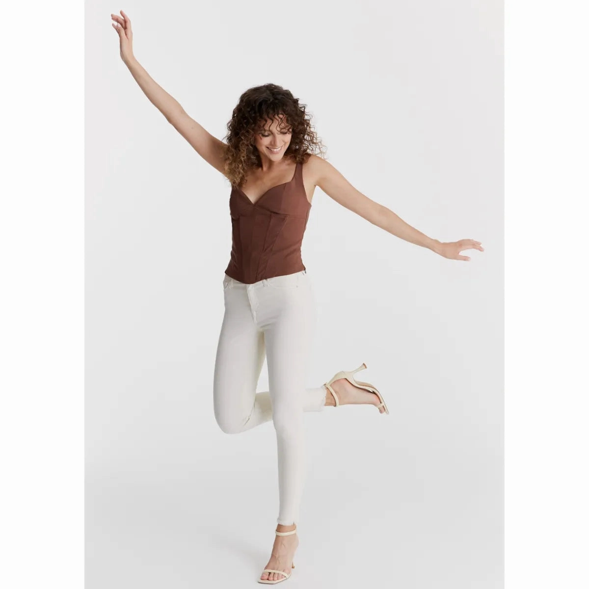 Lina - Pant - Off White - L28 Elastic Free Cuffs SmoothZipper