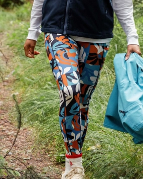 Mantra Recycled Active Legging - Mountain Foliage Blue Elastic Free Cuffs