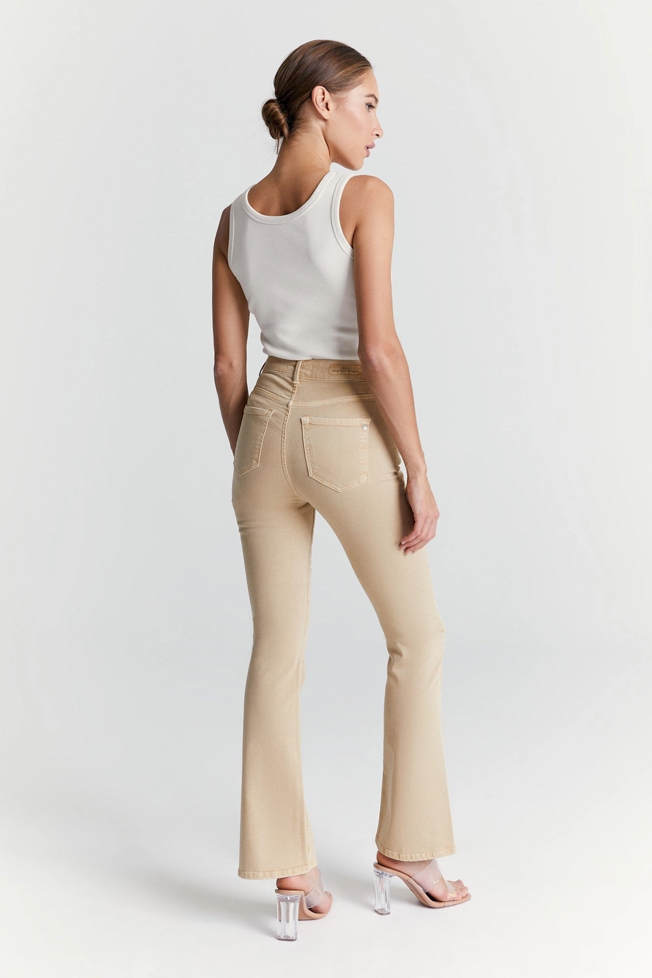 Comfy Movement Fit Matilda - Pant - Beige - L30