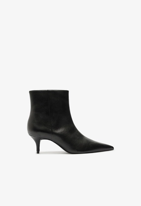 Mikki Mid Bootie Light support Mud Resistant Work Commute